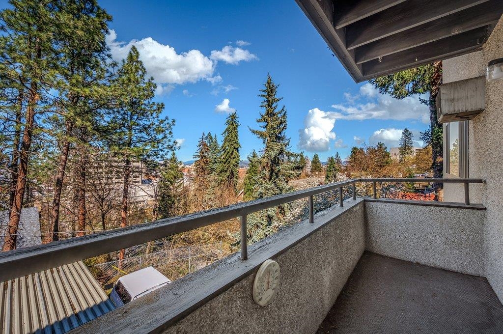 1002 W 7th Ave - Photo 8
