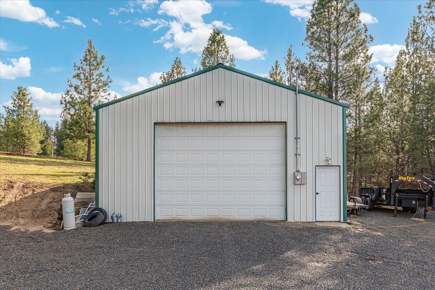 19014 N HALLIDAY Rd - Photo 29