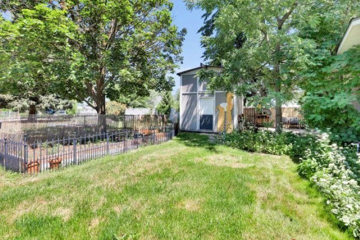 215 S Moen St - Photo 23