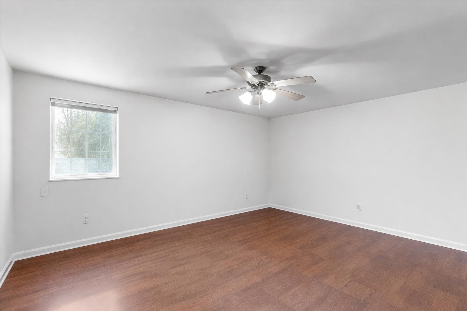 215 S Moen St - Photo 7
