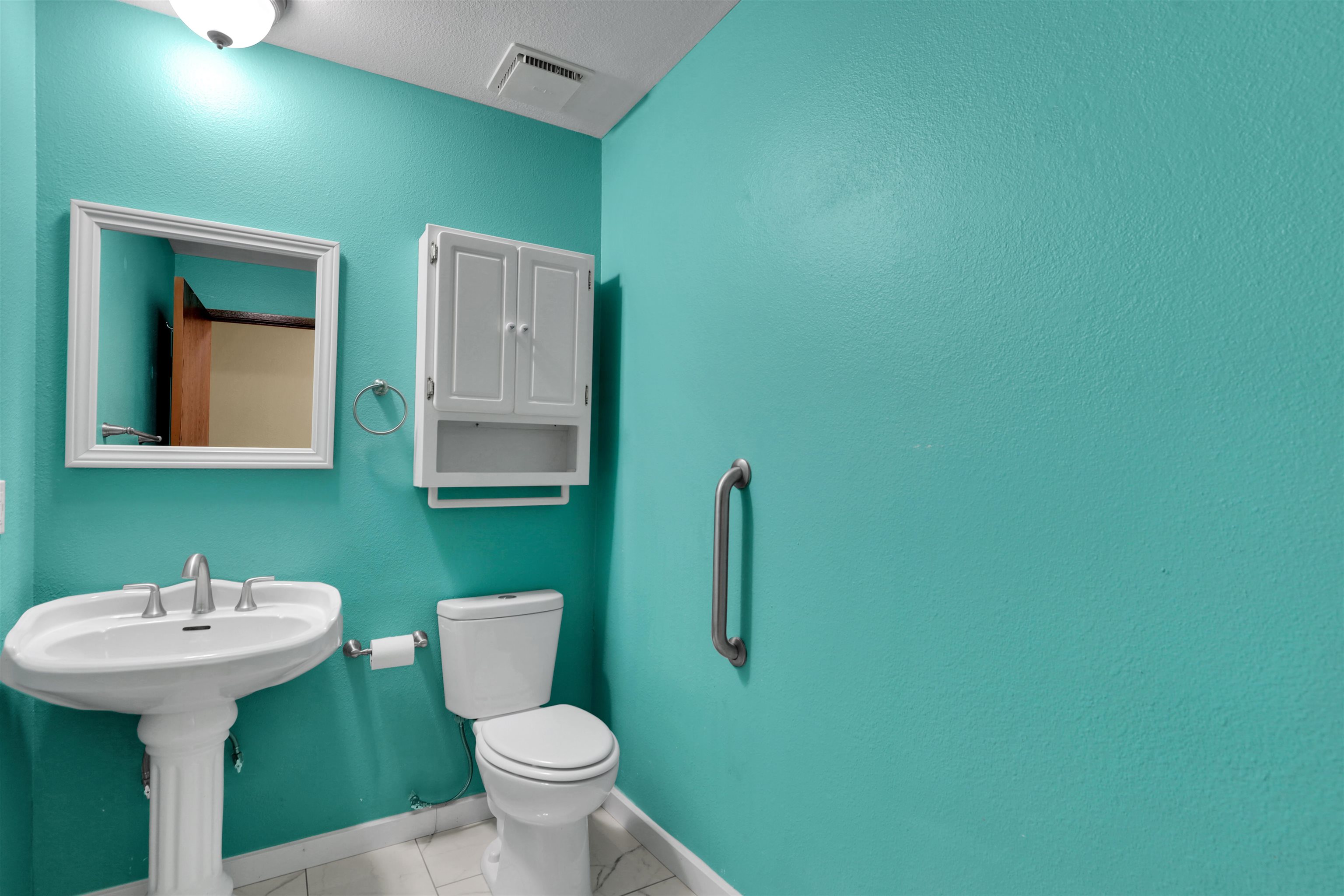 215 S Moen St - Photo 9
