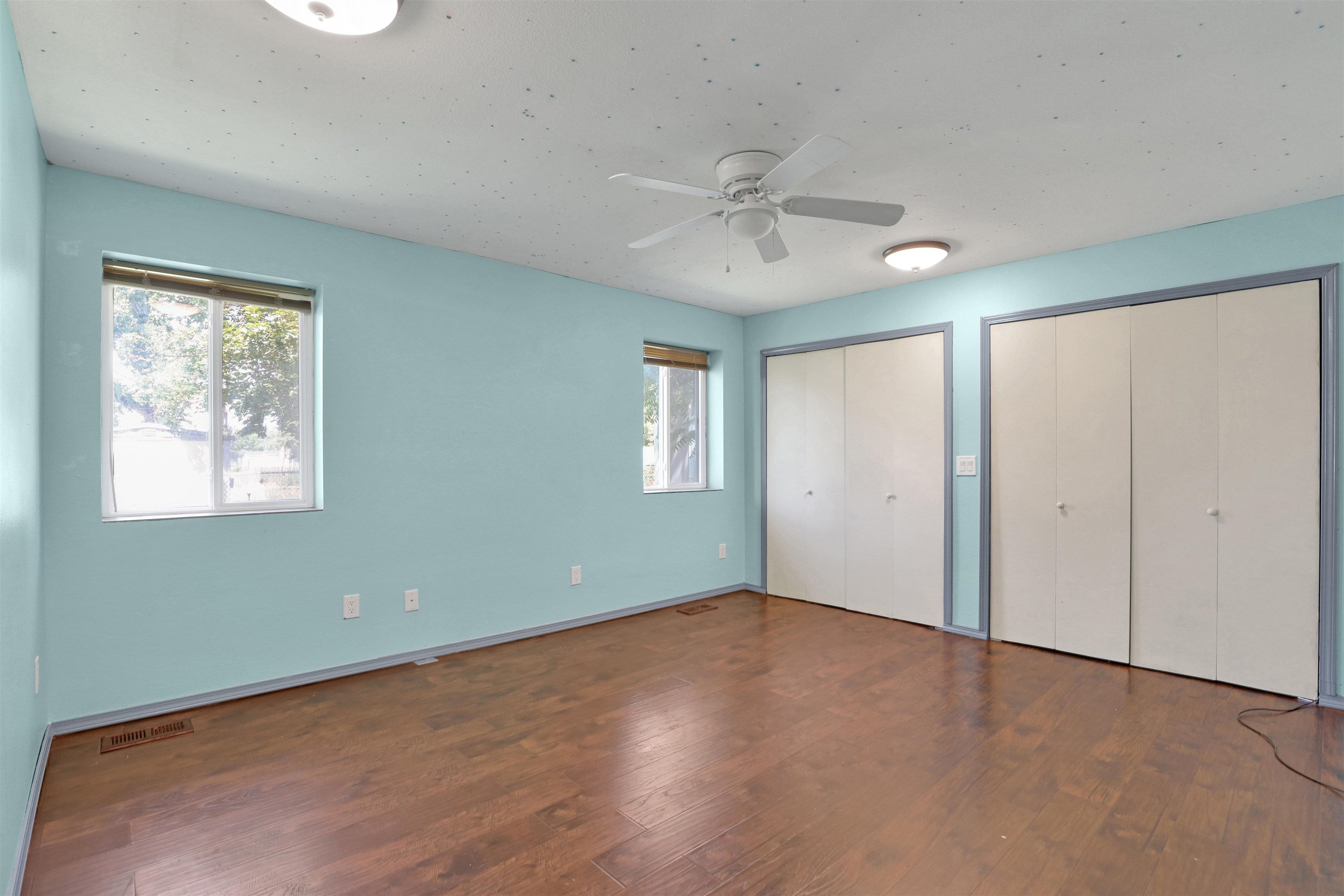 215 S Moen St - Photo 10