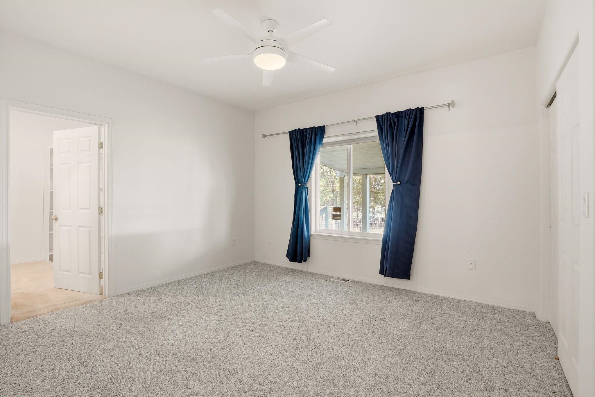 6916 S Cedar Rd - Photo 12
