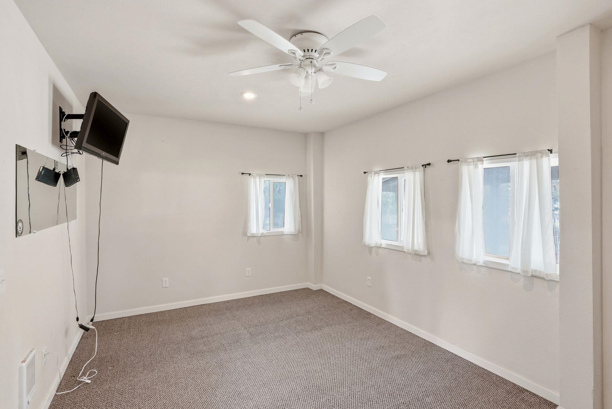 6916 S Cedar Rd - Photo 23