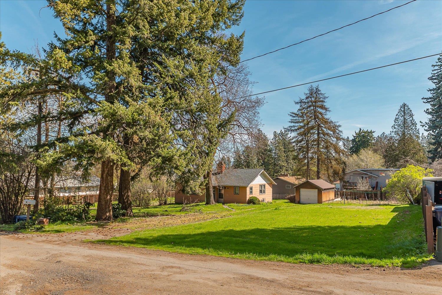 1311 S Greene St - Photo 1
