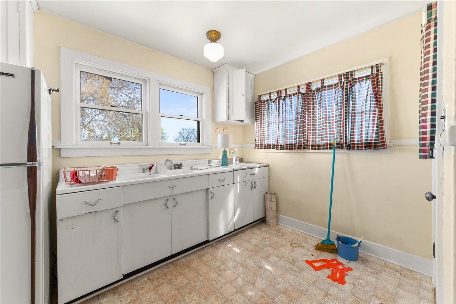 1311 S Greene St - Photo 16