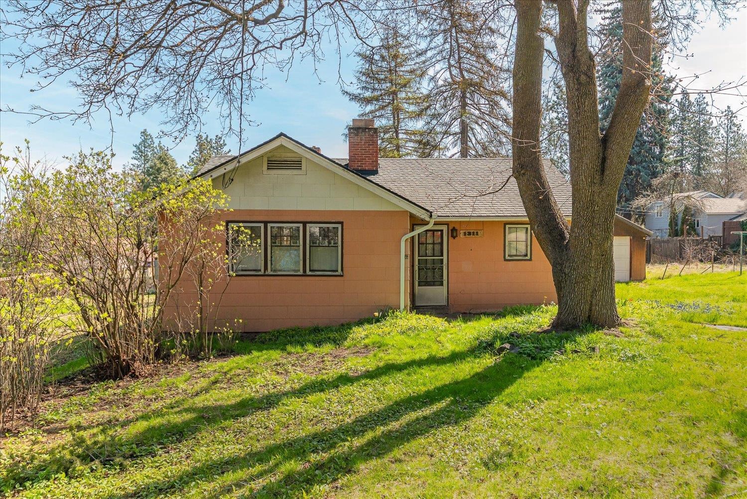 1311 S Greene St - Photo 6