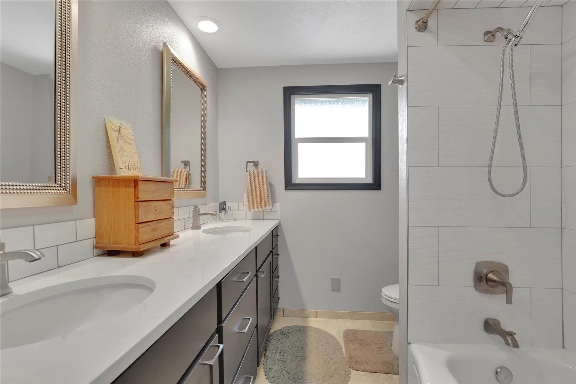 14720 E 14TH Ave - Photo 11