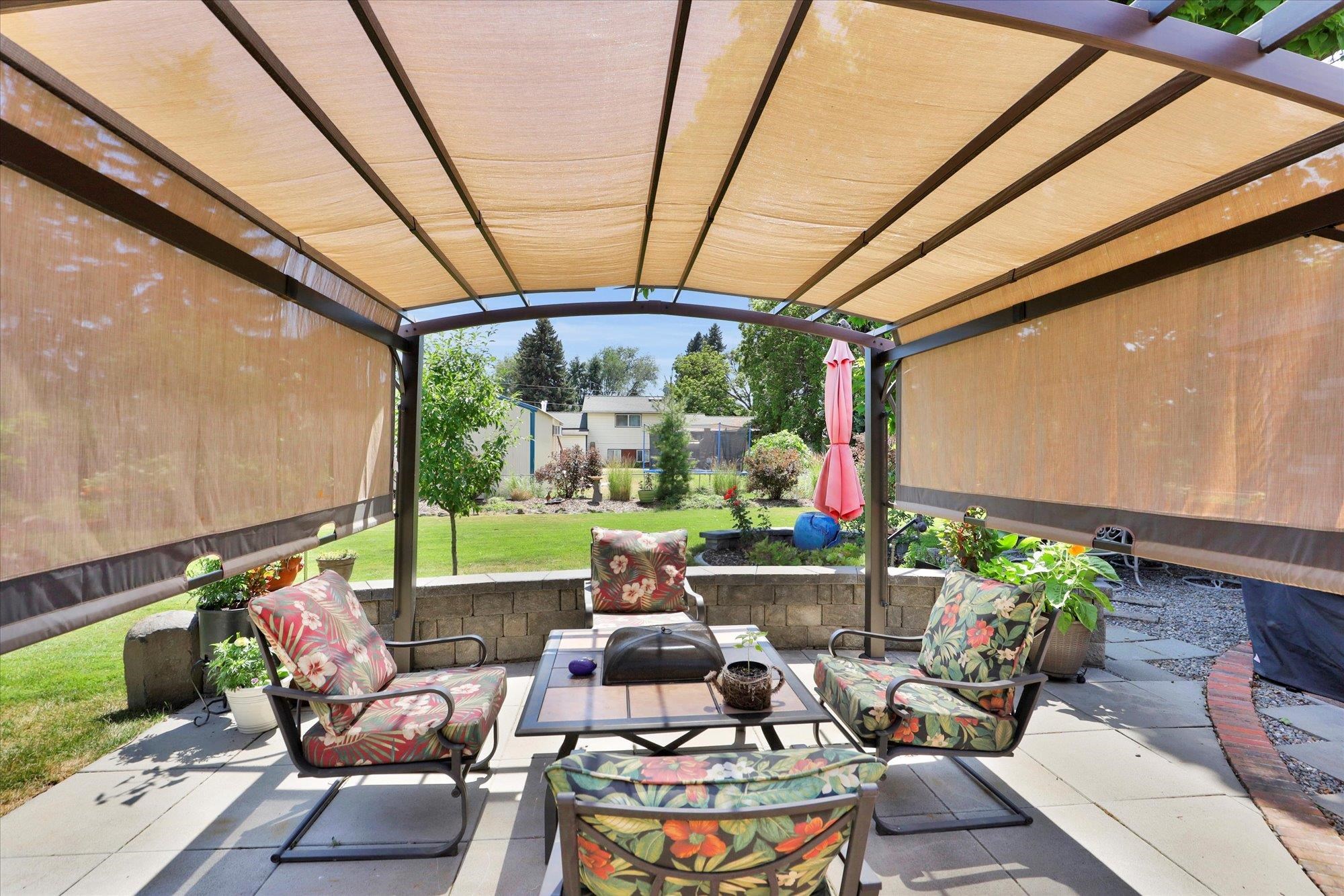 14720 E 14TH Ave - Photo 26