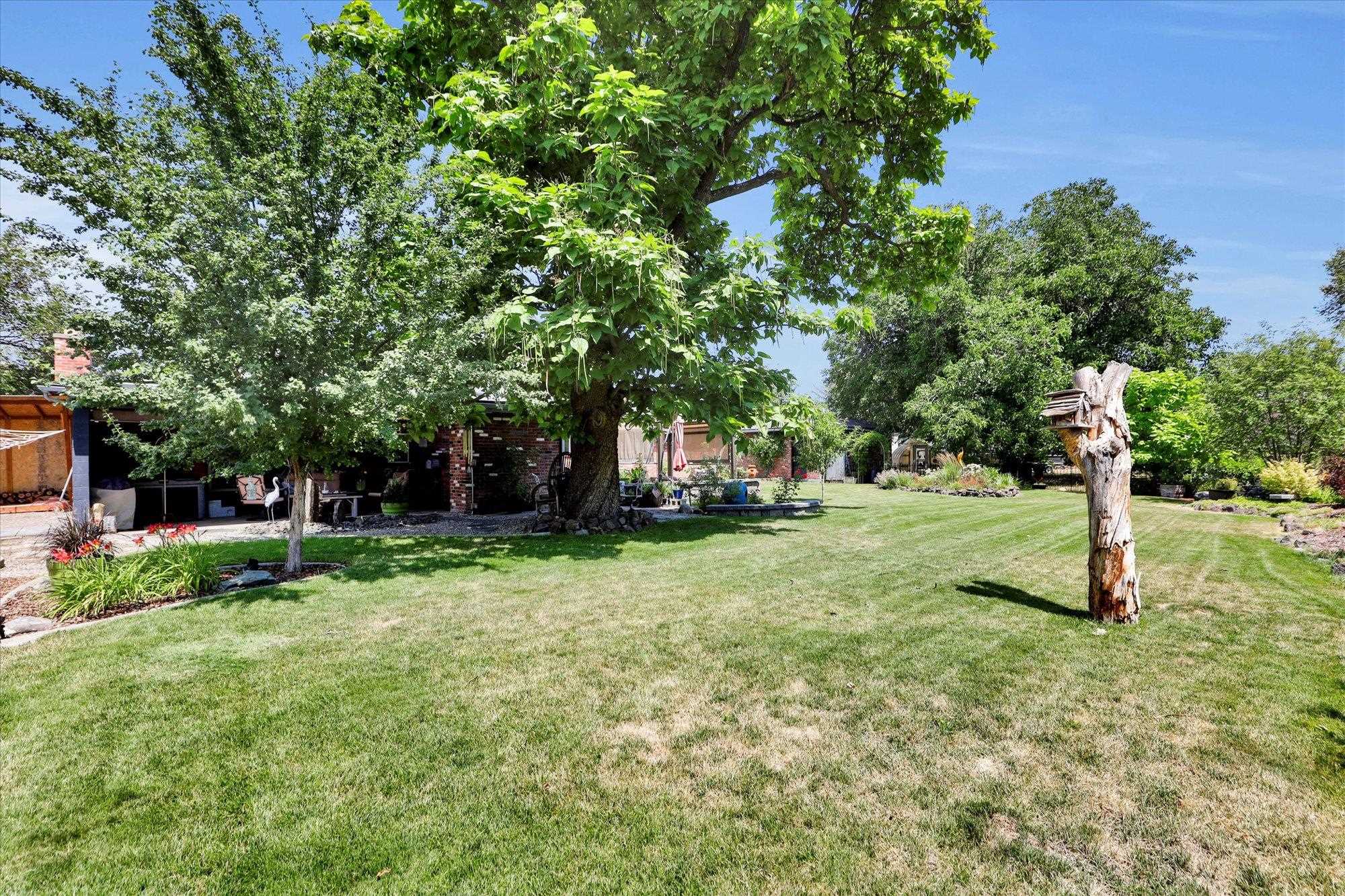 14720 E 14TH Ave - Photo 34