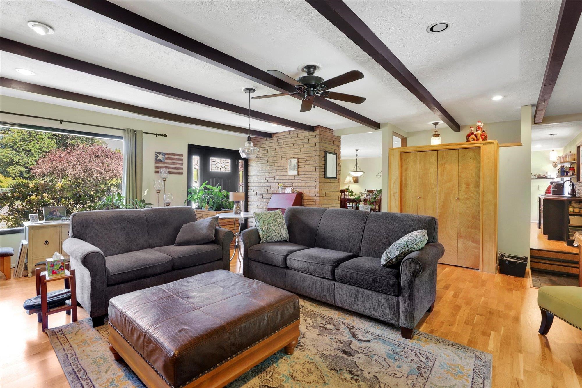 14720 E 14TH Ave - Photo 5