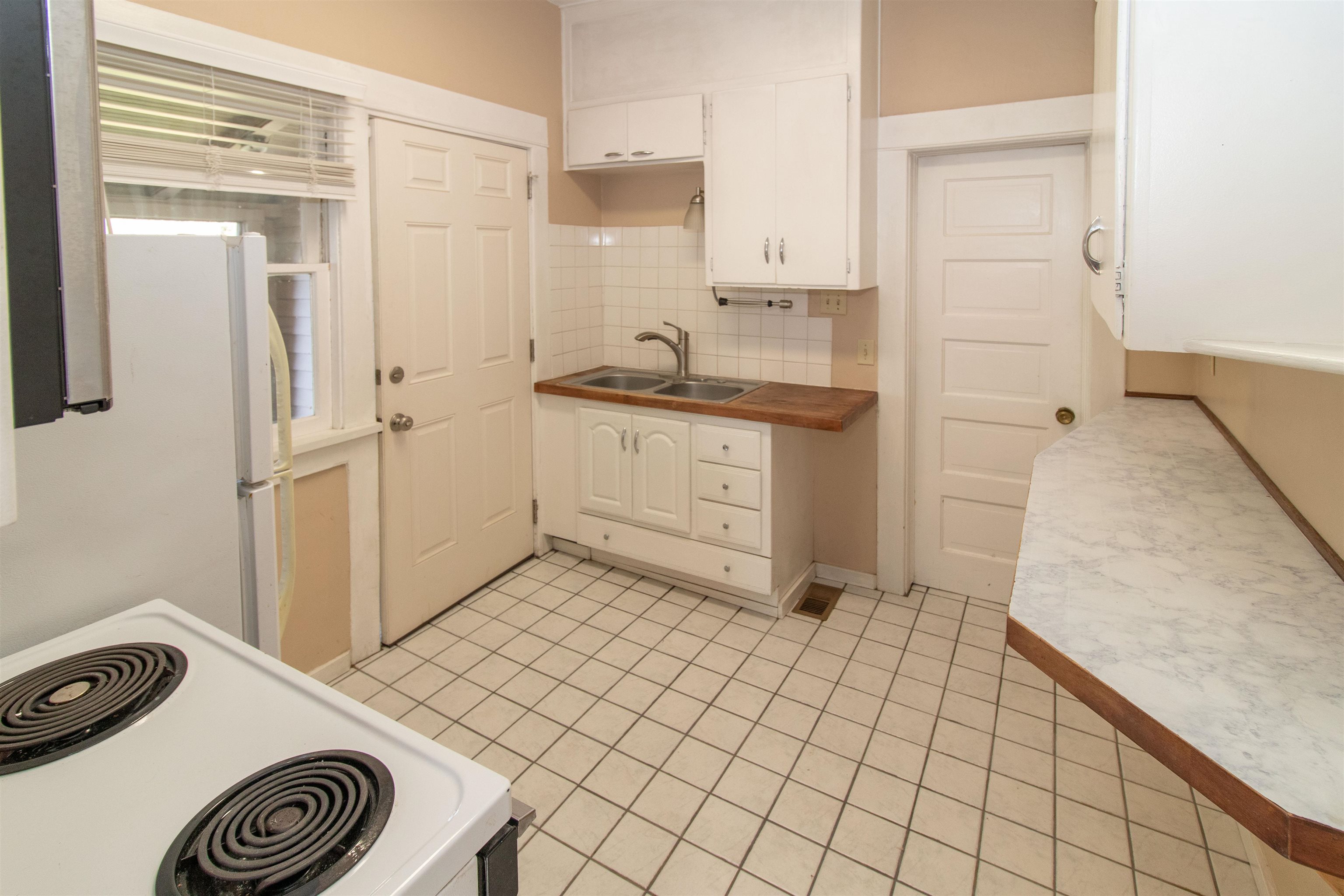 2804 W Mallon Ave - Photo 12
