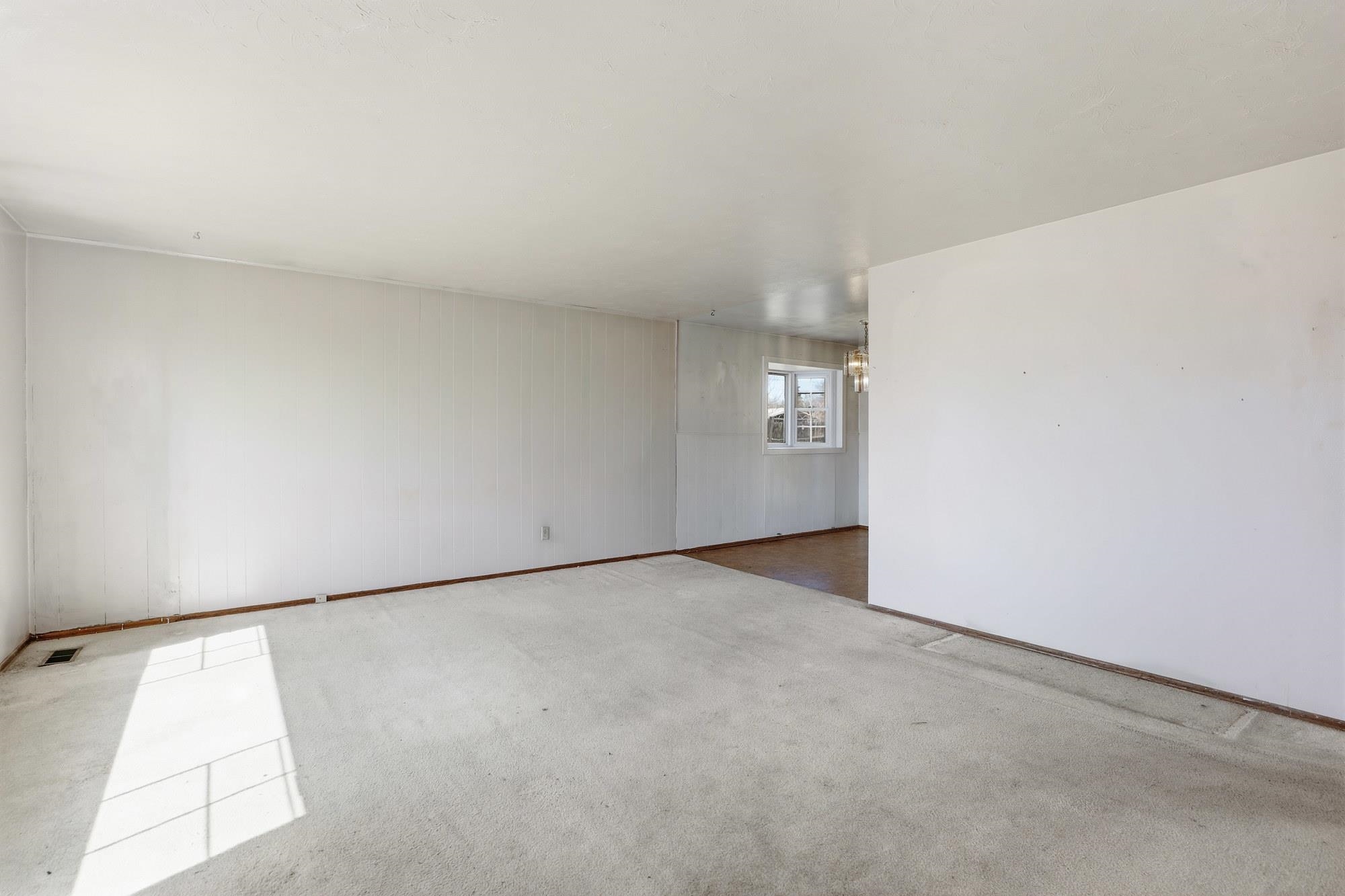 4111 E Grace Ave - Photo 3