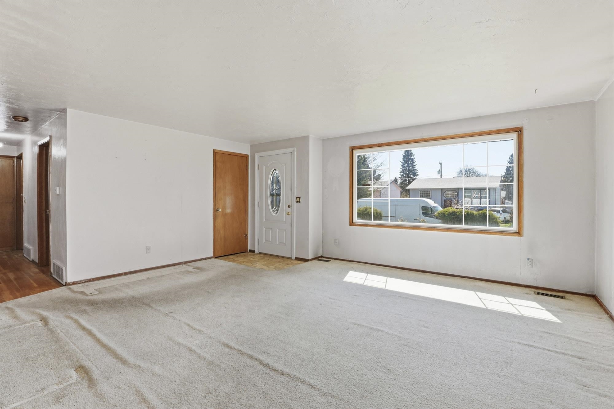 4111 E Grace Ave - Photo 5