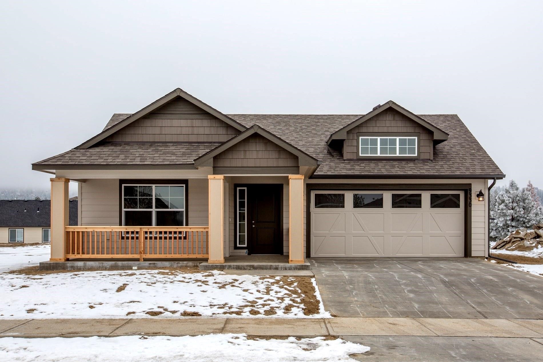 2646 N Allenby Ln - Photo 1