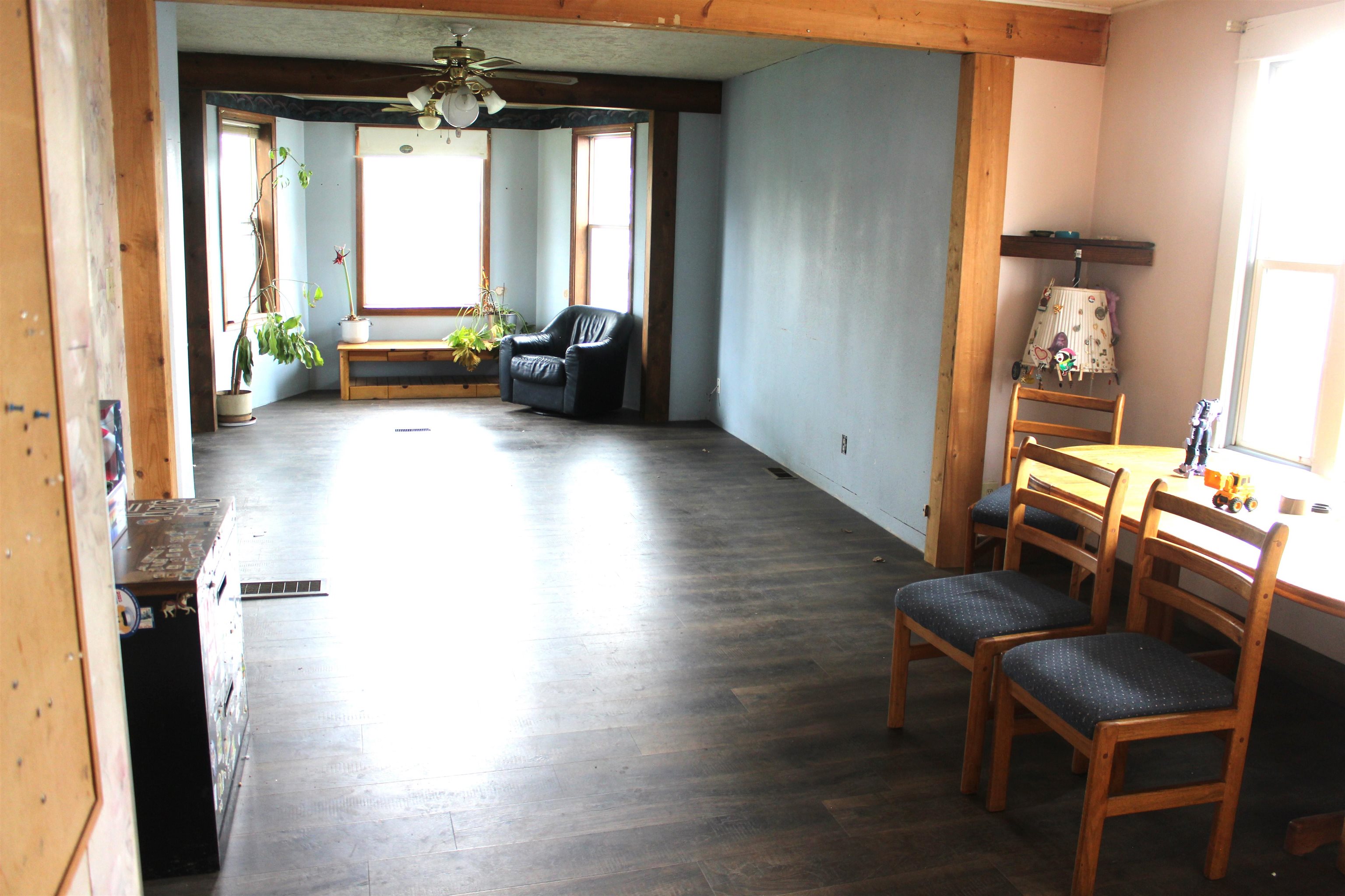 2917 E Bridgeport Ave - Photo 12