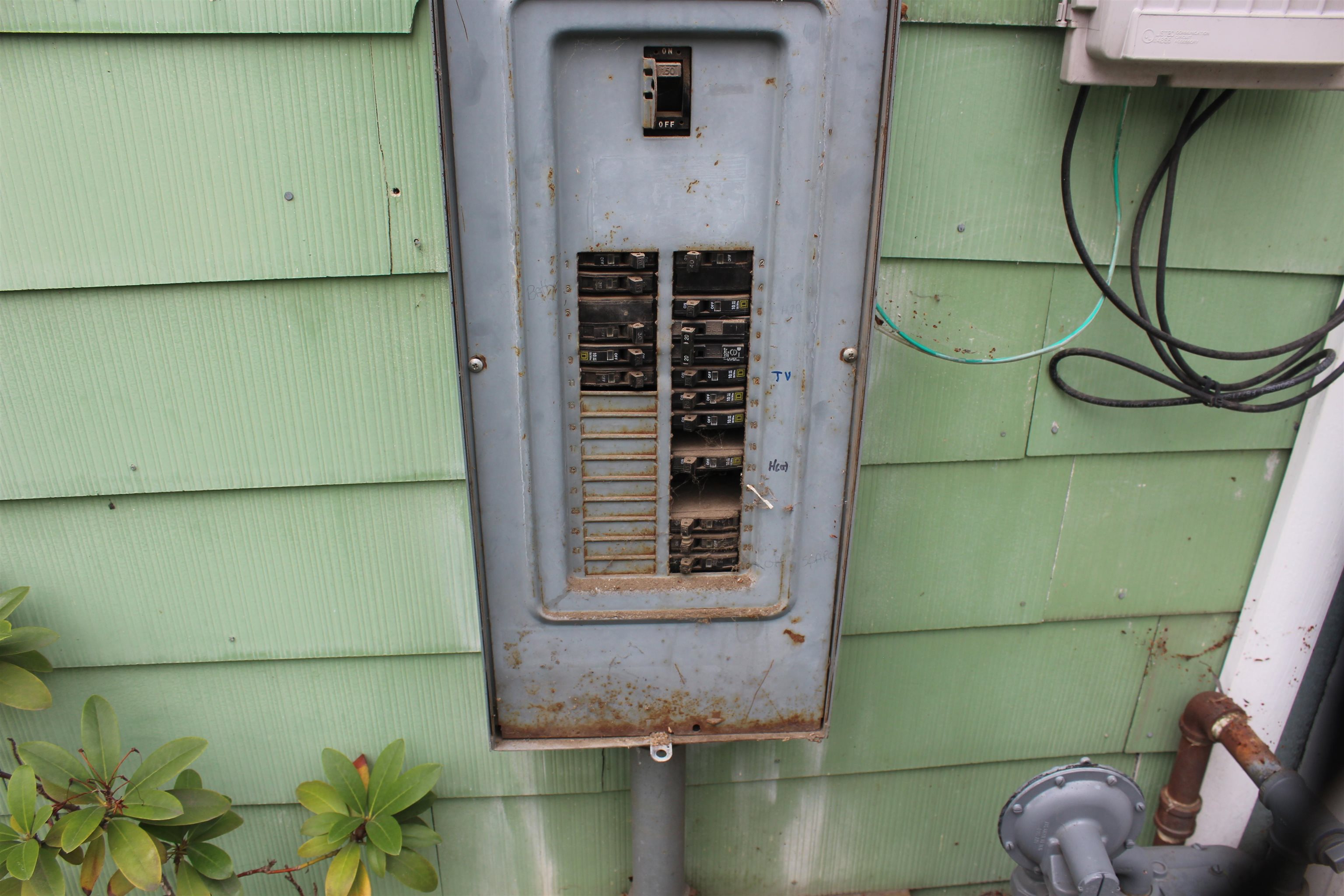 2917 E Bridgeport Ave - Photo 20