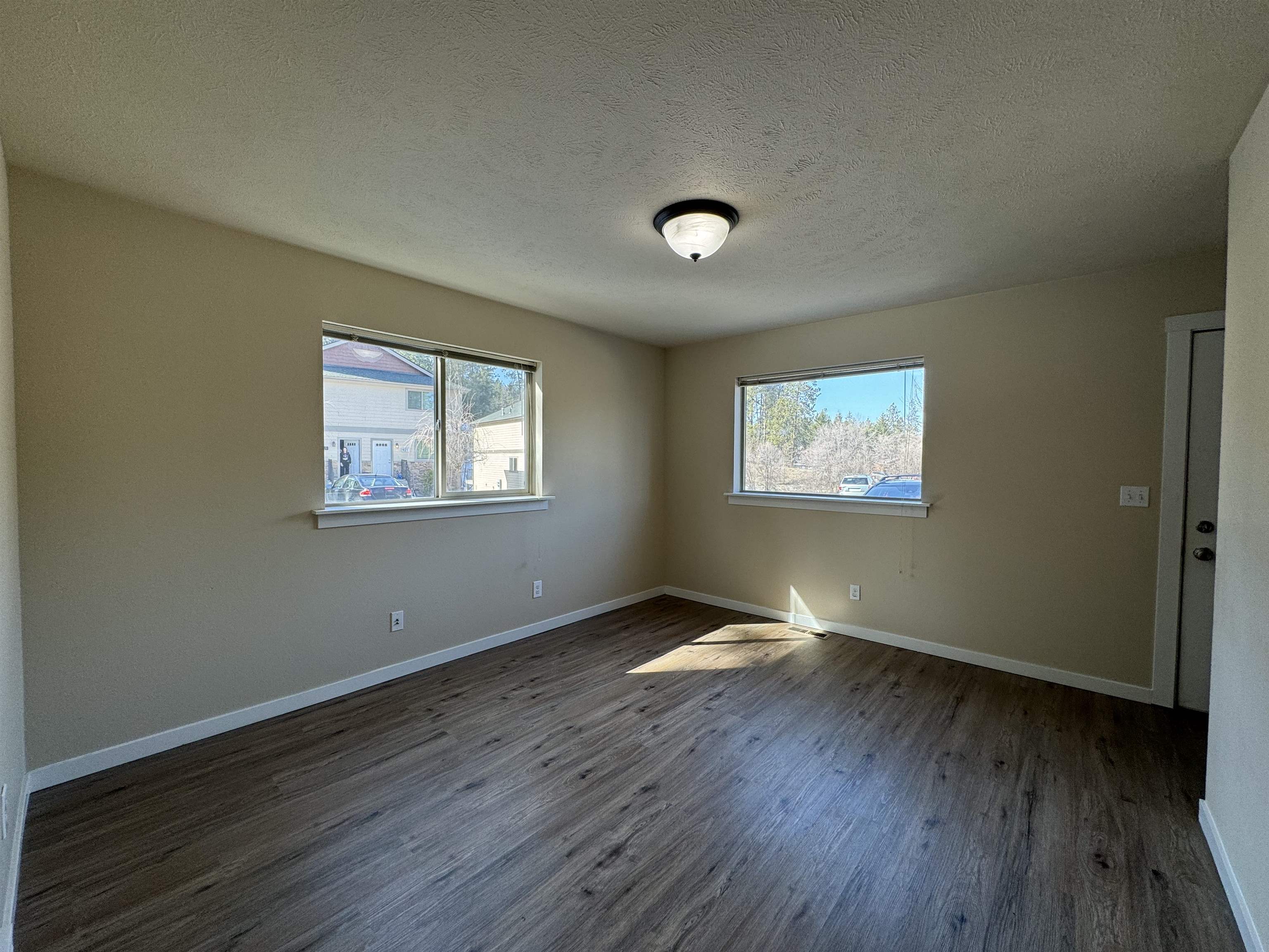 915 W Pirate Ln - Photo 11