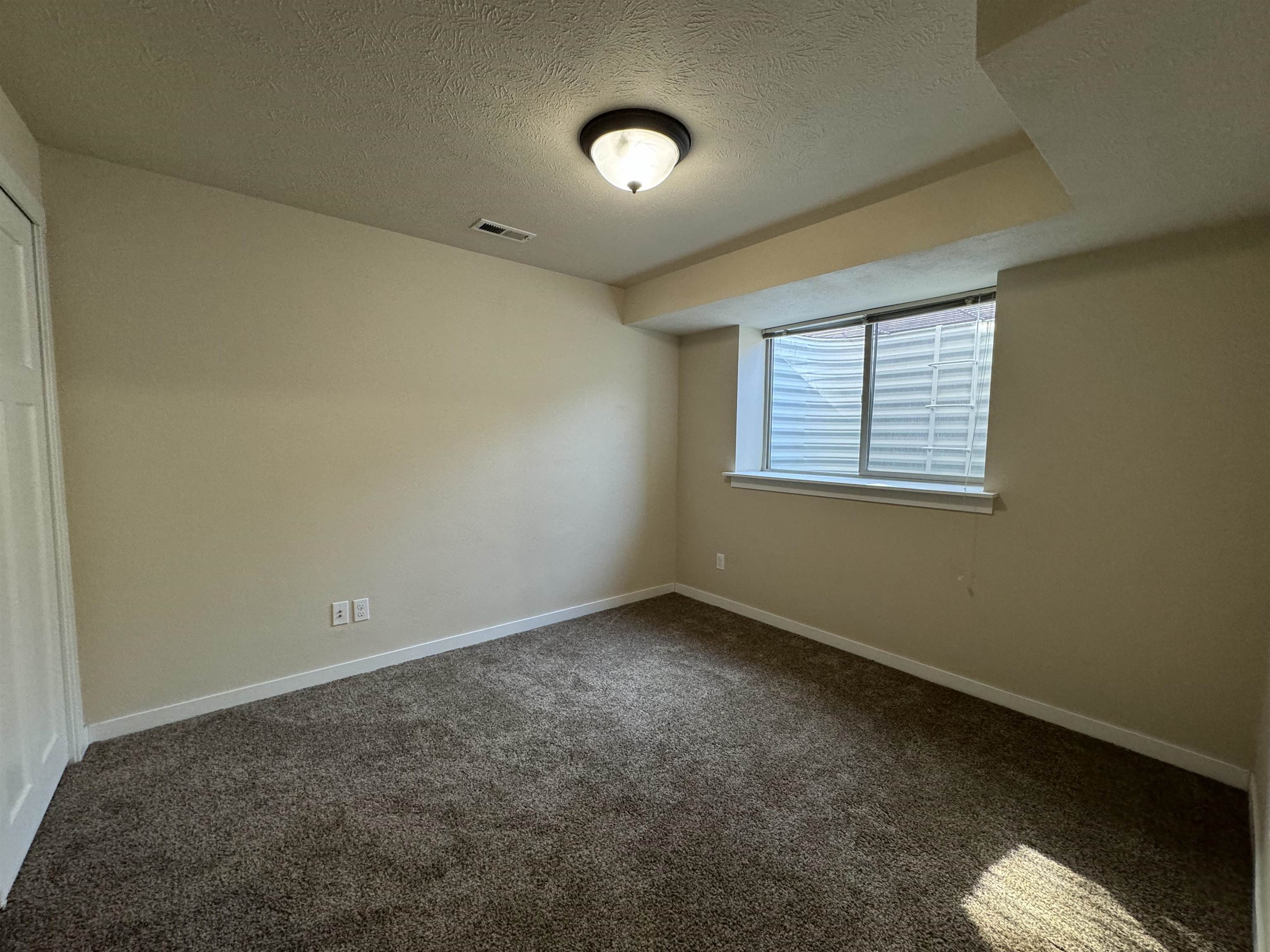 915 W Pirate Ln - Photo 19