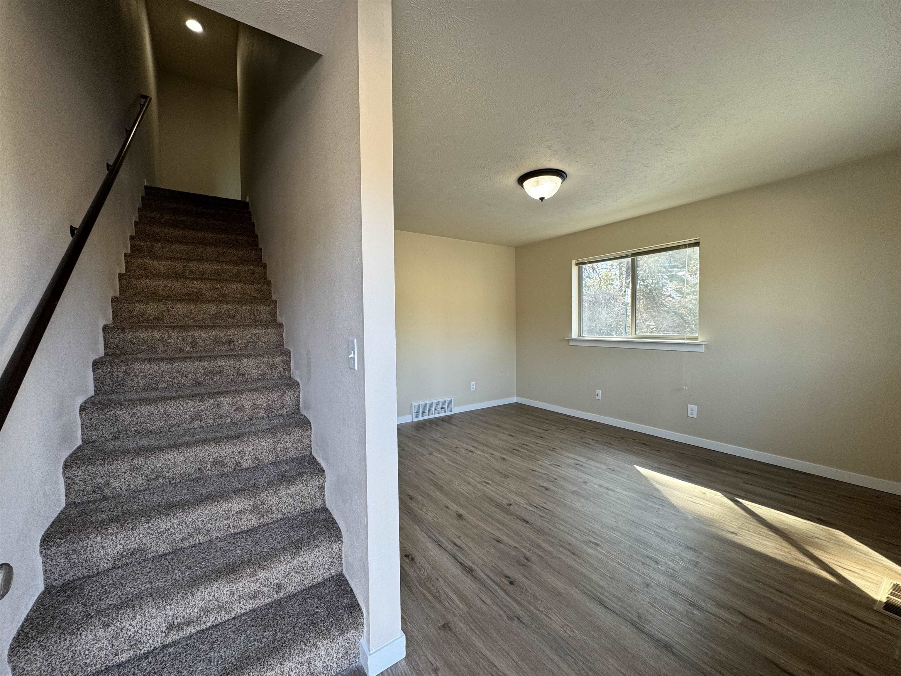 915 W Pirate Ln - Photo 10
