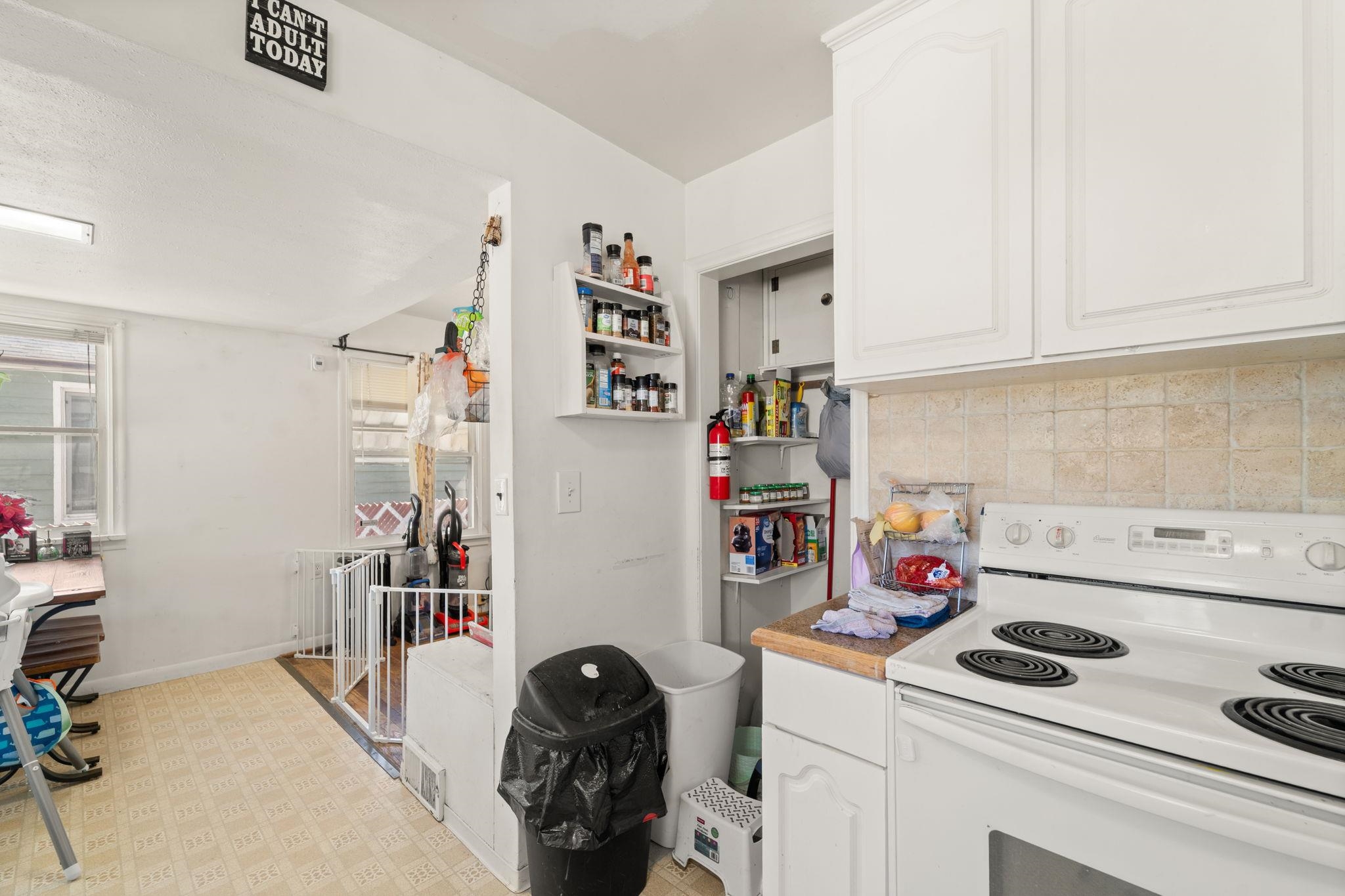 827 E Courtland Ave - Photo 12