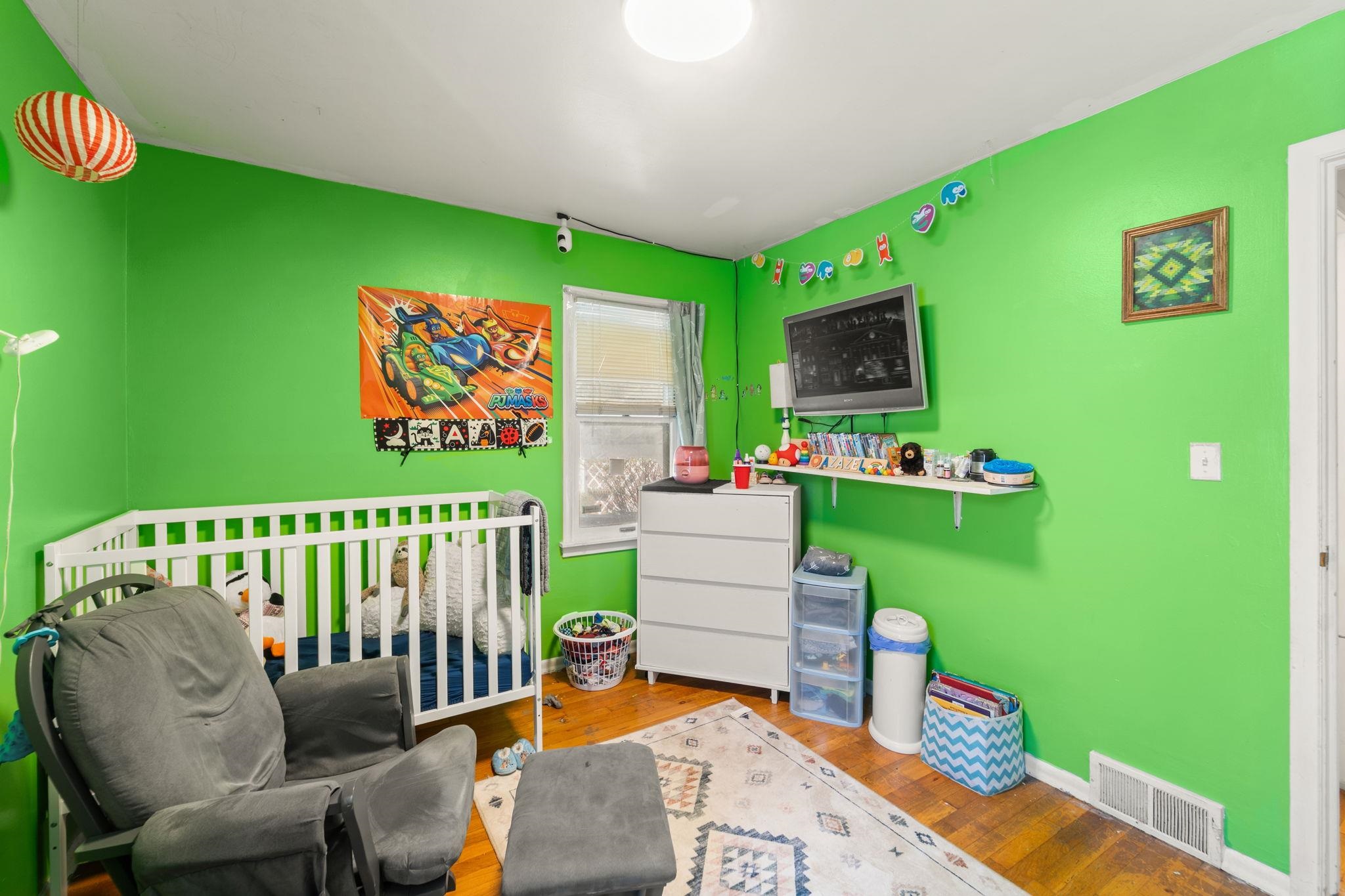 827 E Courtland Ave - Photo 16