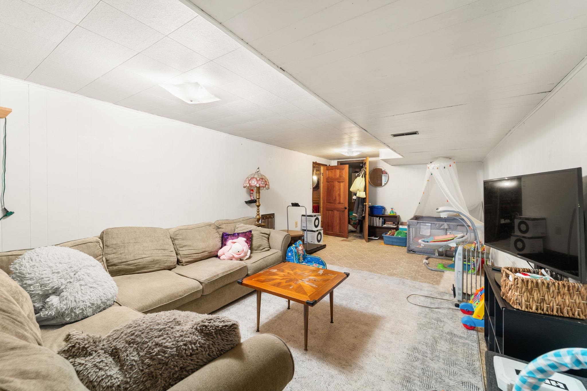 827 E Courtland Ave - Photo 24