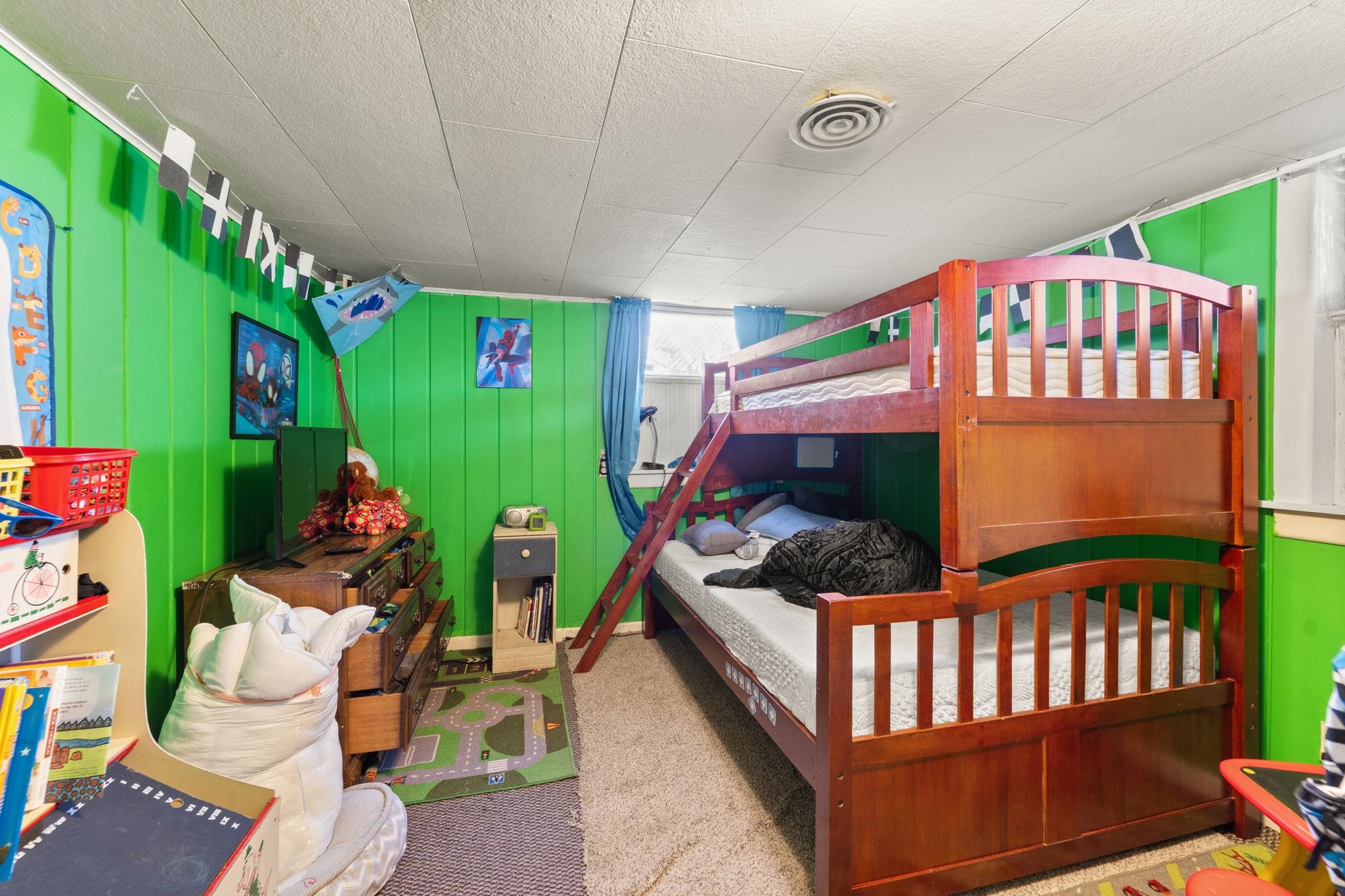 827 E Courtland Ave - Photo 30