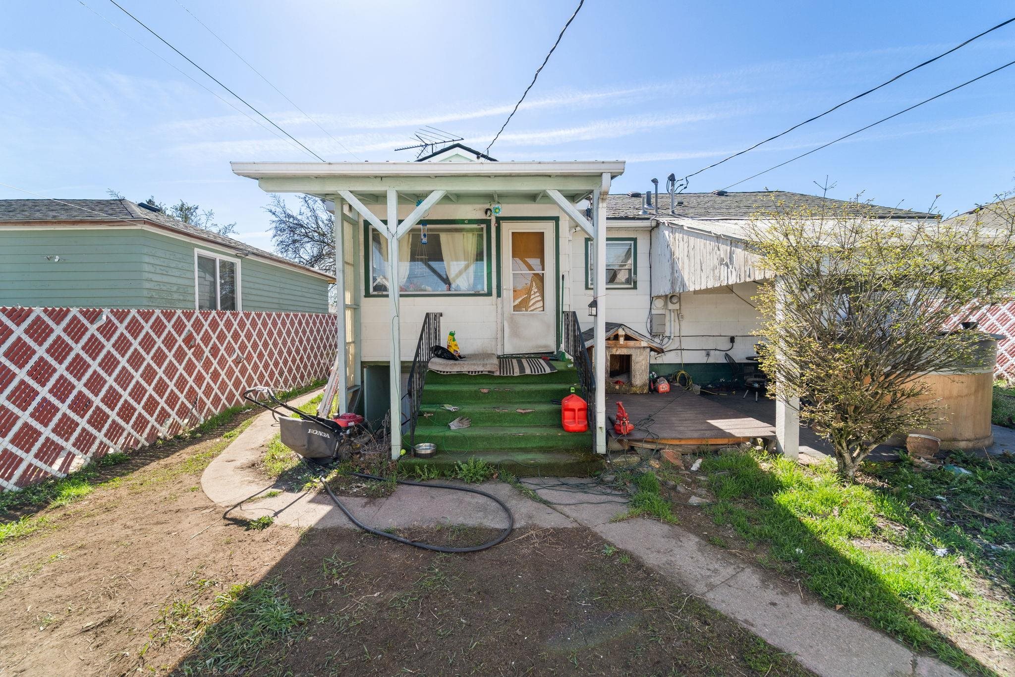 827 E Courtland Ave - Photo 32