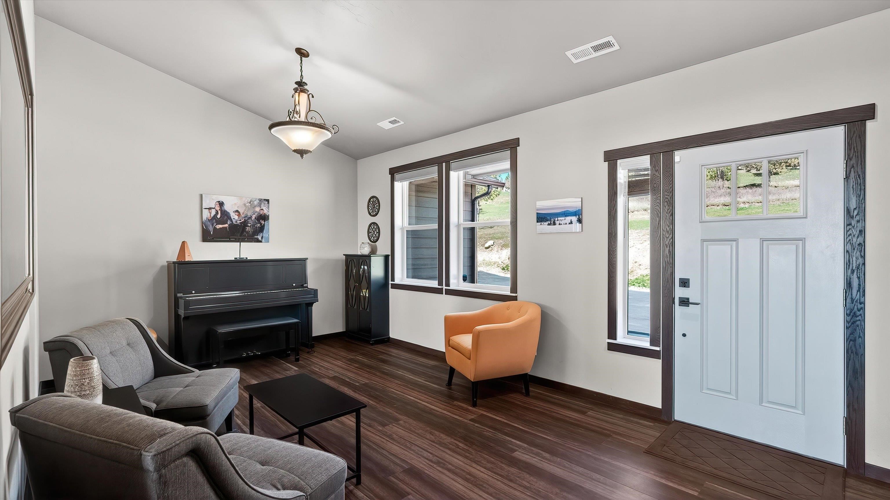 6528 E Robin Ln - Photo 3