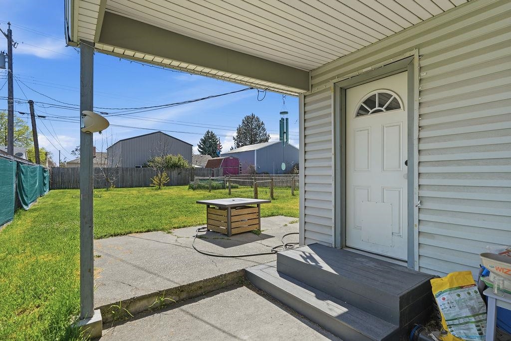 2124 E Rich Ave - Photo 3
