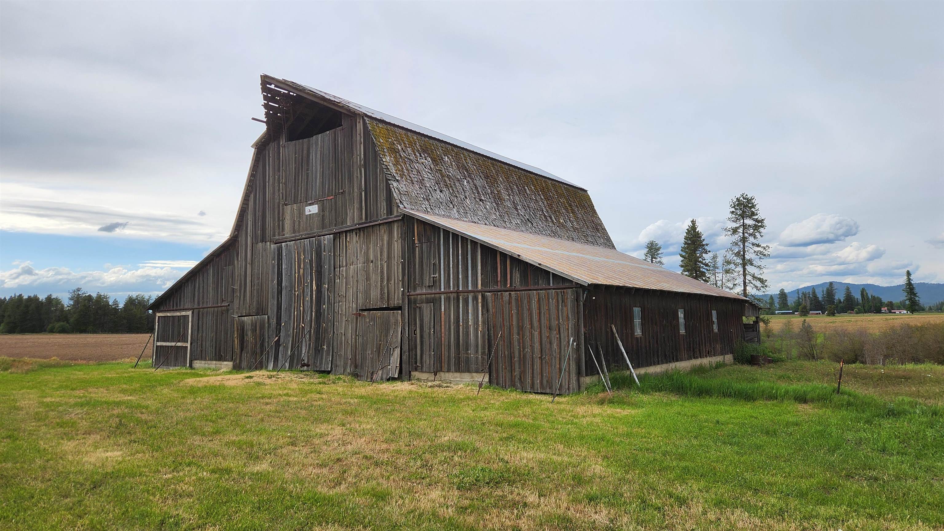 37313 N Grove Rd - Photo 17