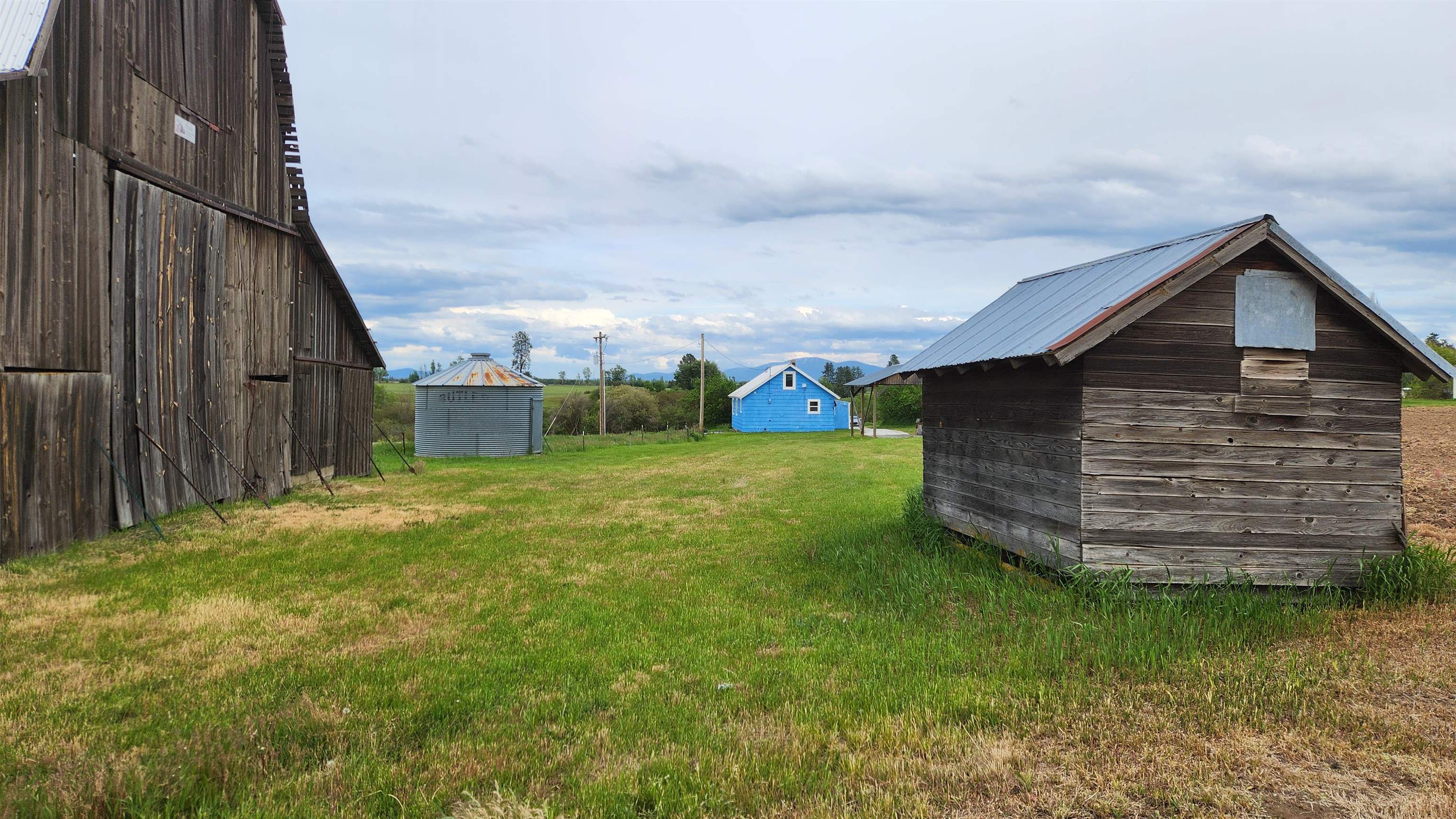 37313 N Grove Rd - Photo 20