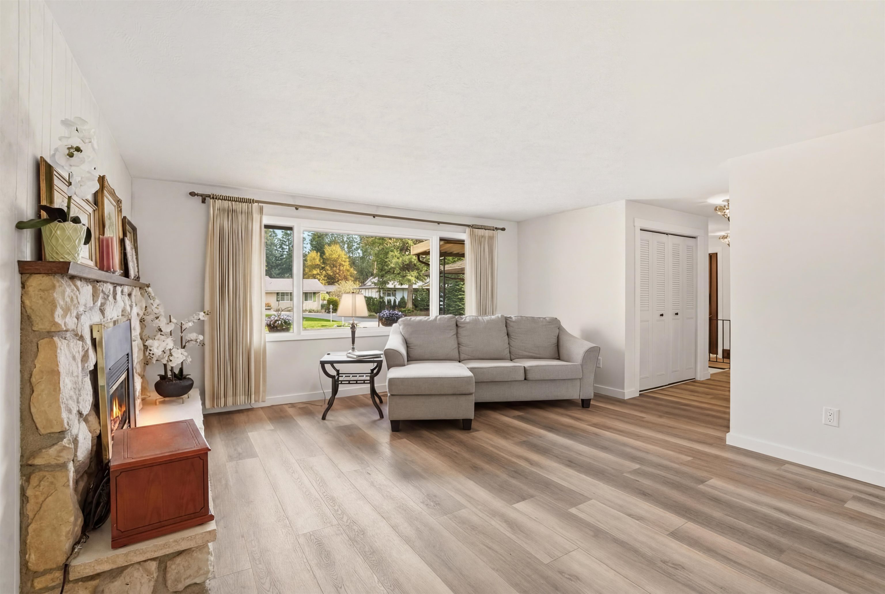 11116 E 24th Ave - Photo 4