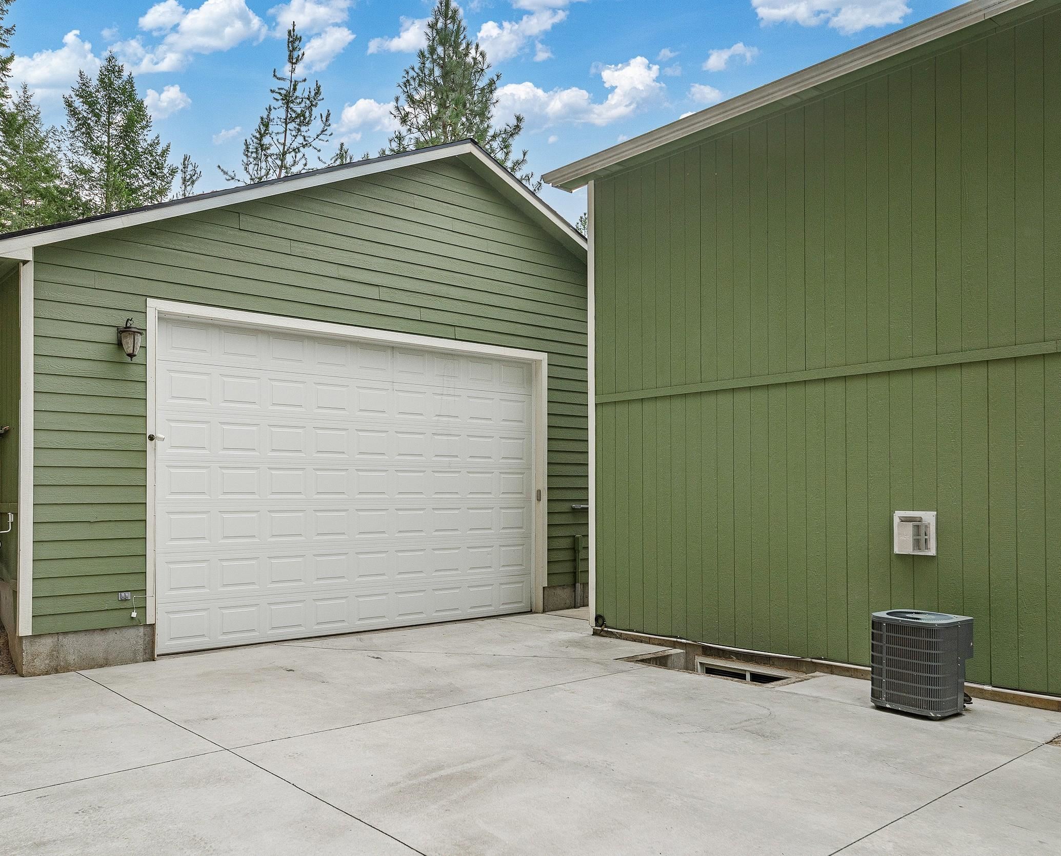 5981 Blackstone Way - Photo 3