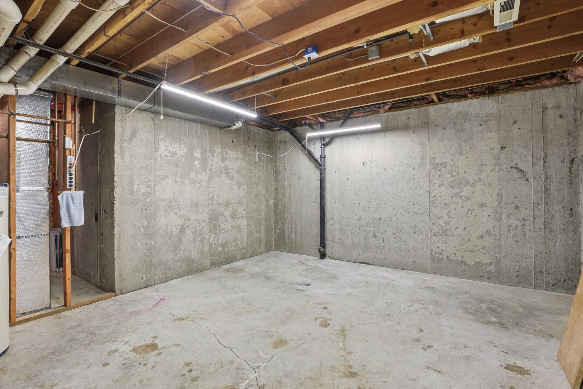 11618 E 35TH Ave - Photo 26