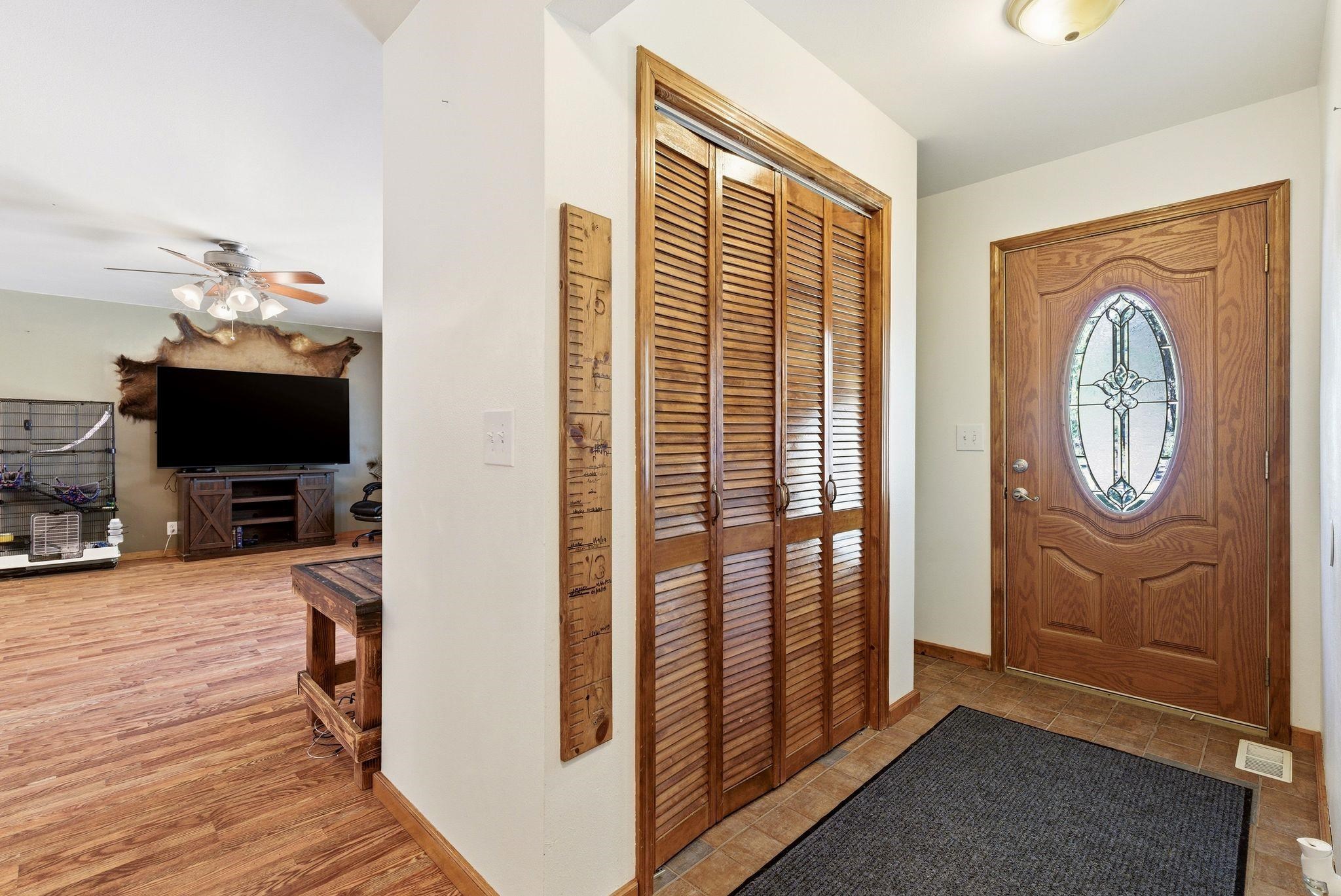 28411 N Short Rd - Photo 4