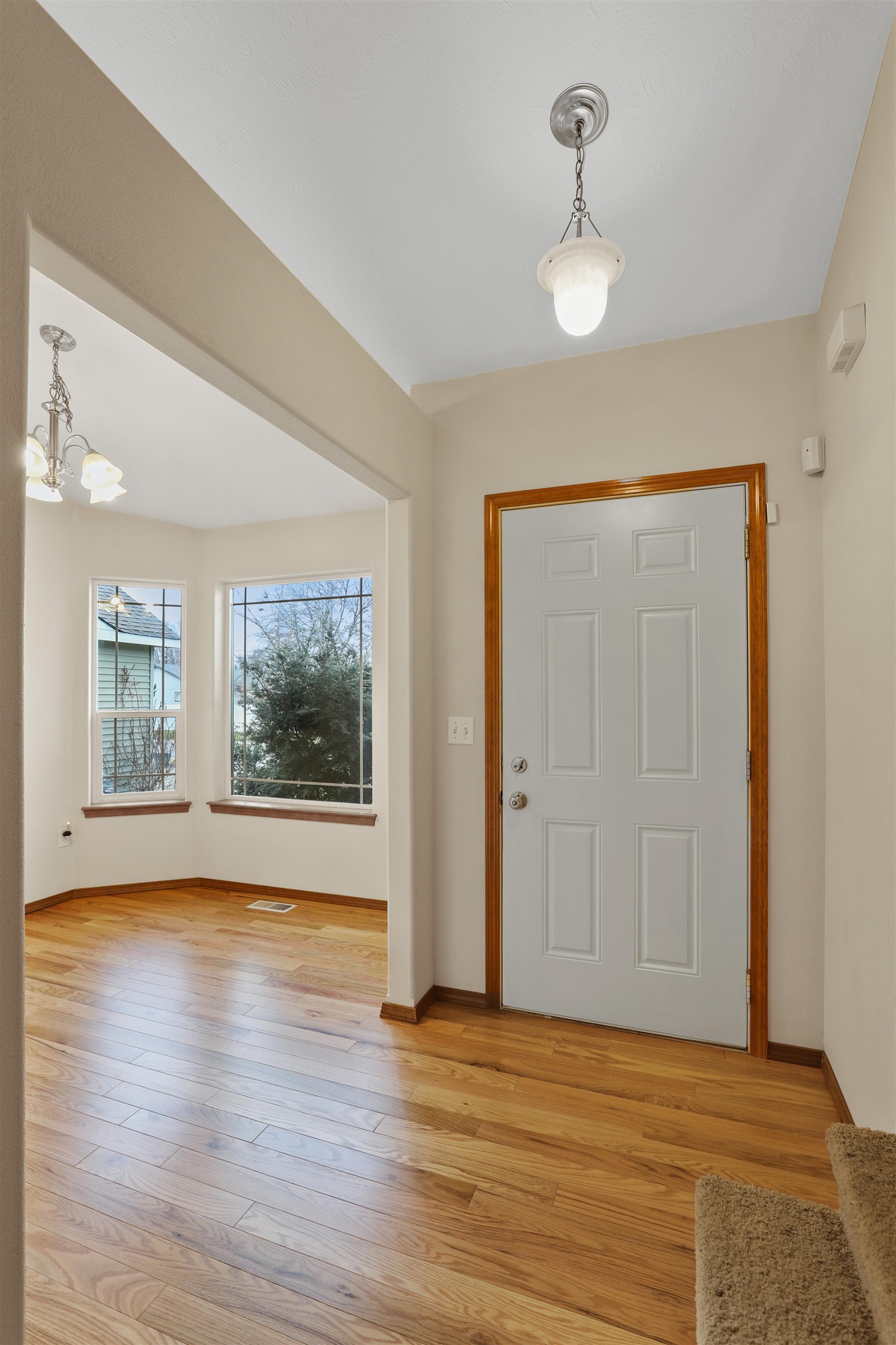 14316 E 31st Ln - Photo 3
