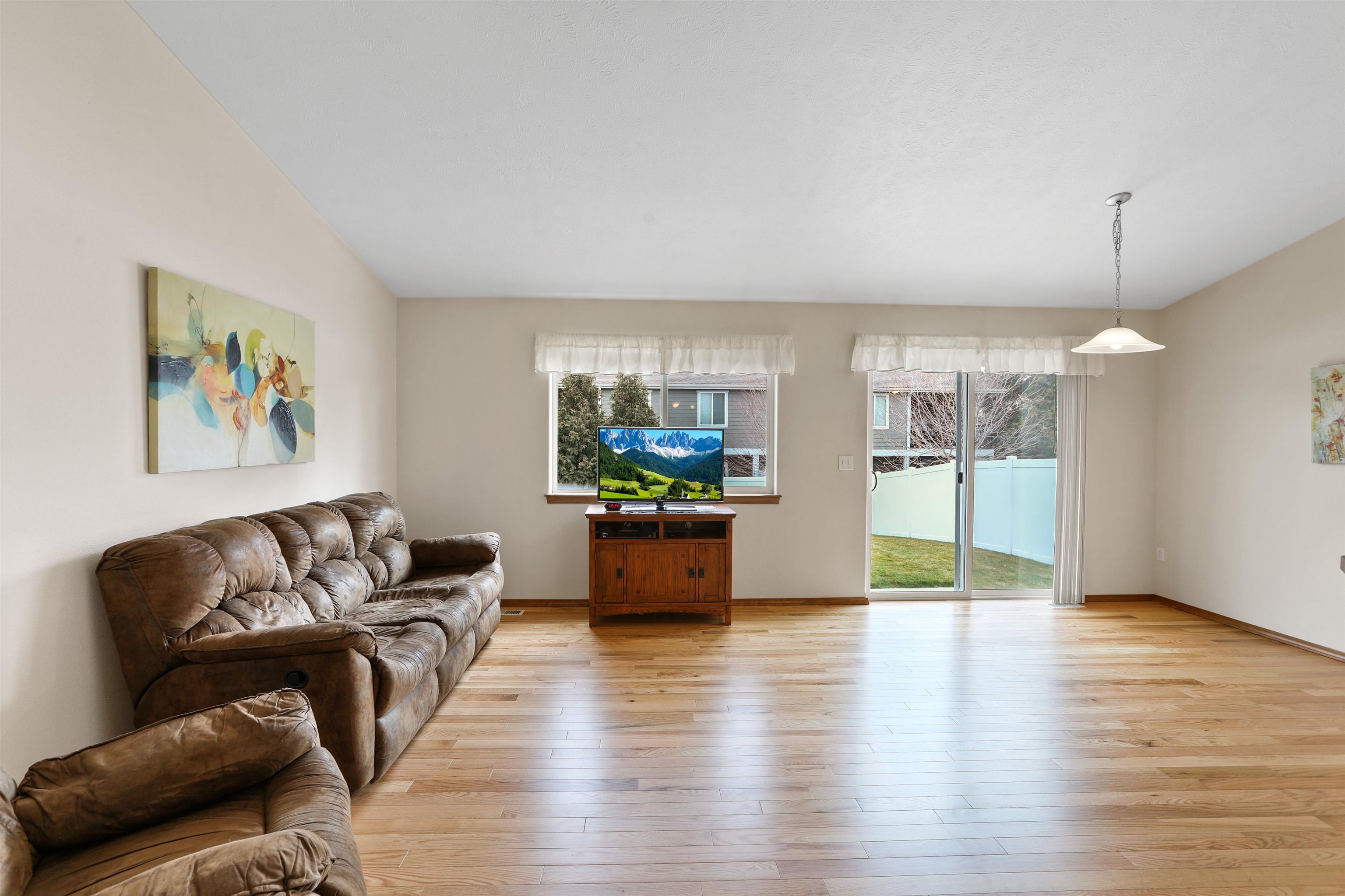 14316 E 31st Ln - Photo 5