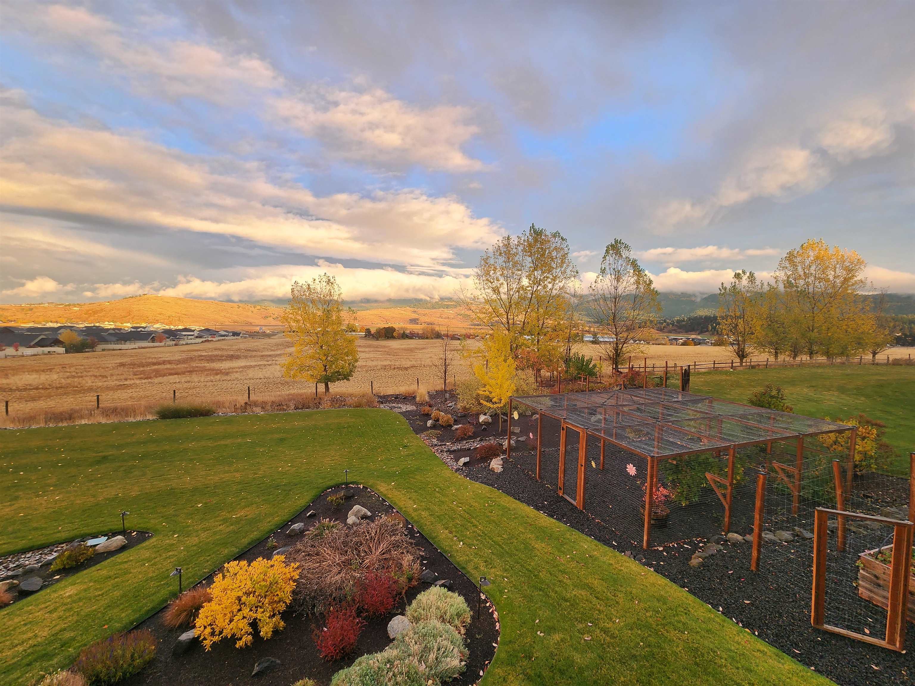 18211 E Memory Ln - Photo 20