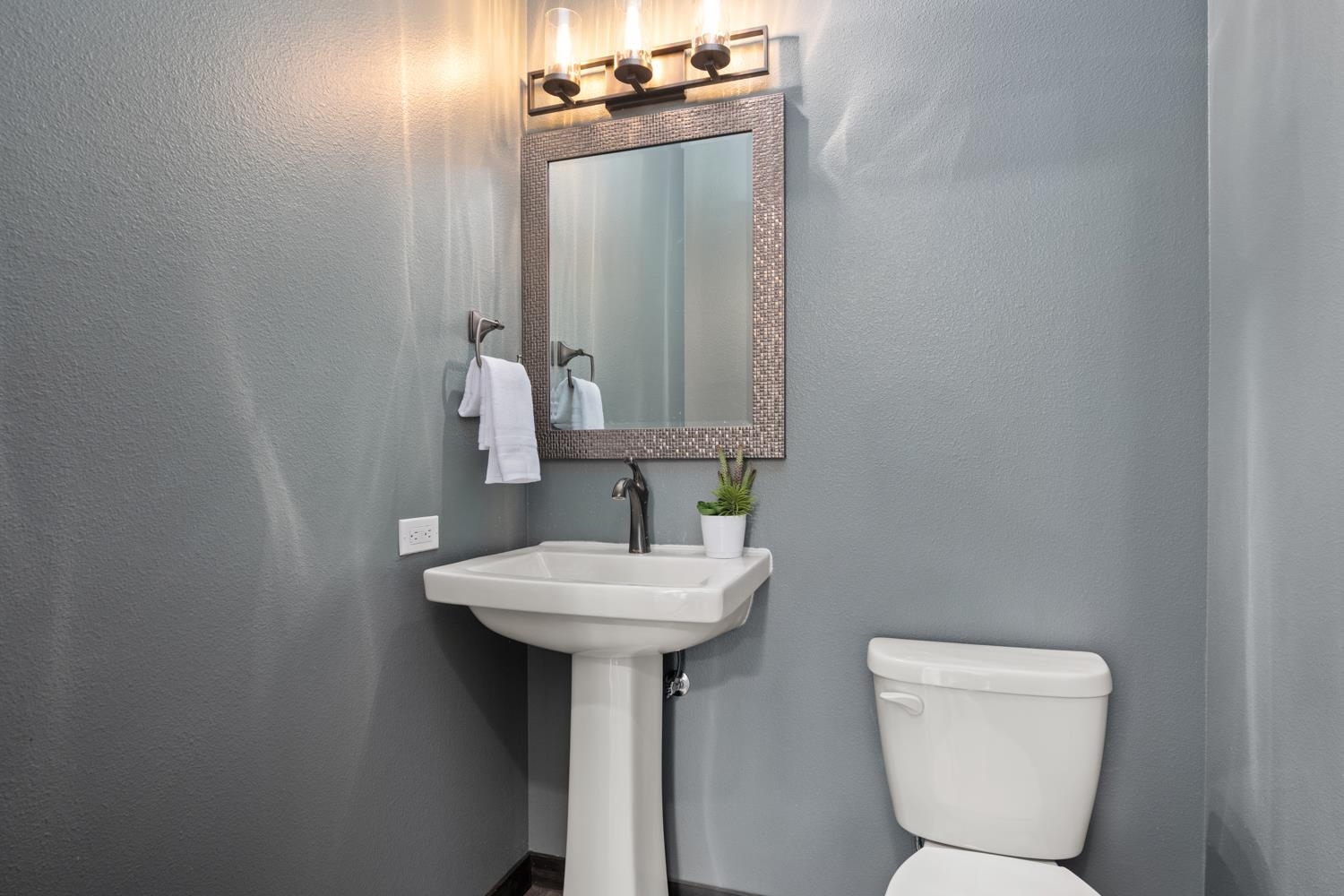 18211 E Memory Ln - Photo 27