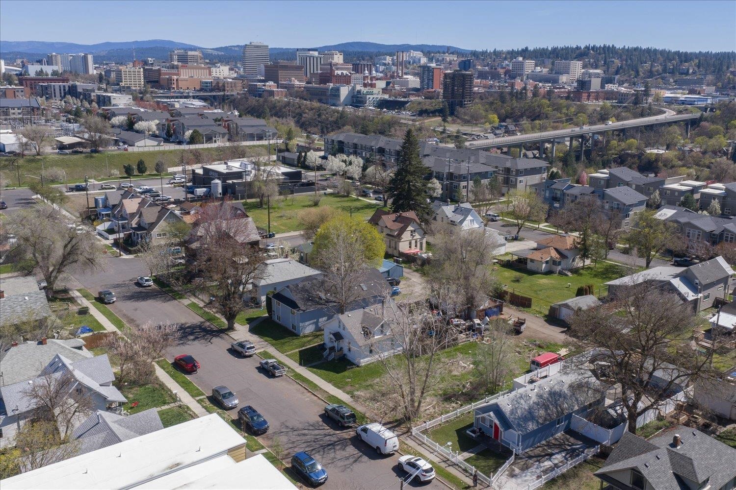 1823 W College Ave - Photo 6