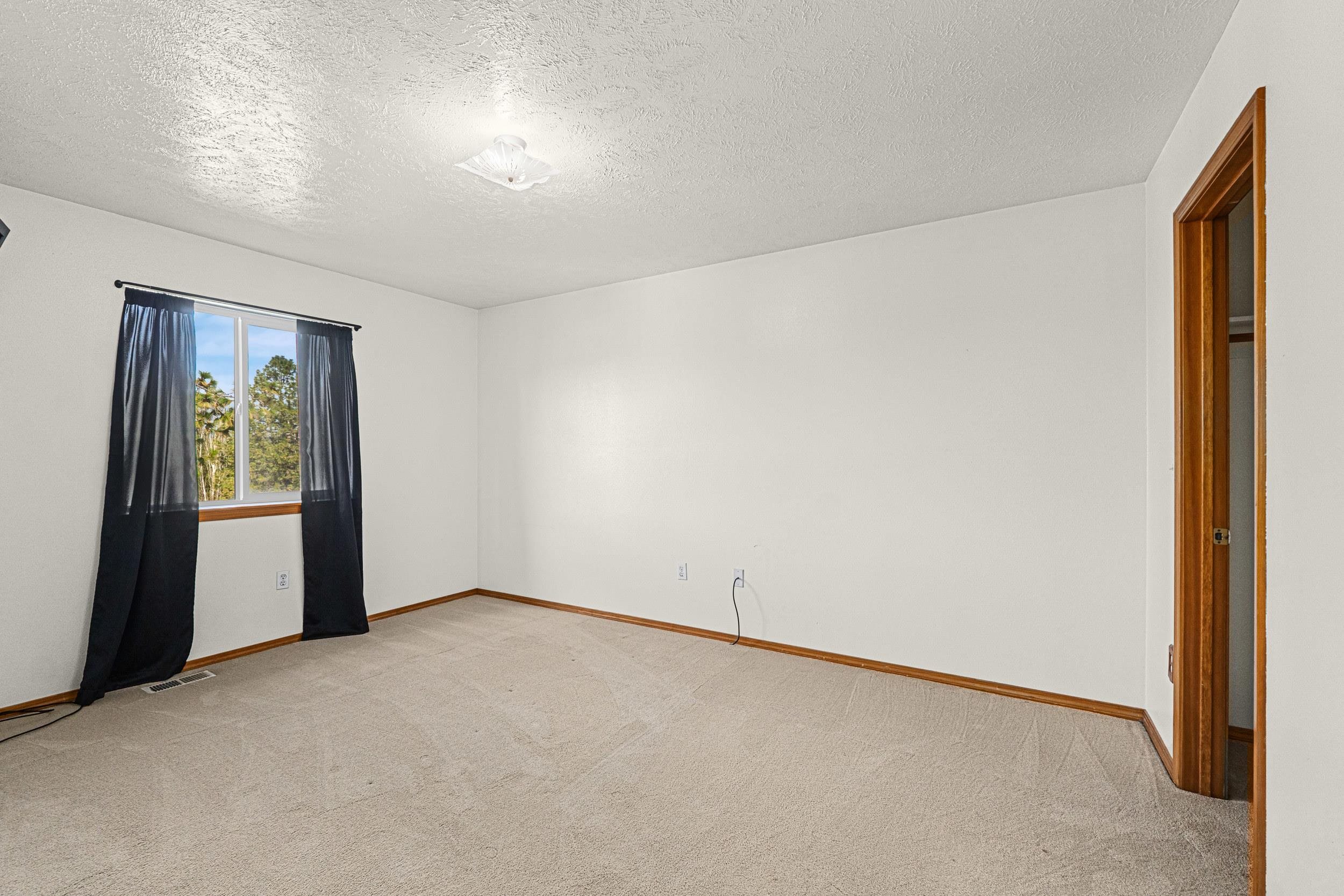 38121 N Frontage Rd - Photo 20