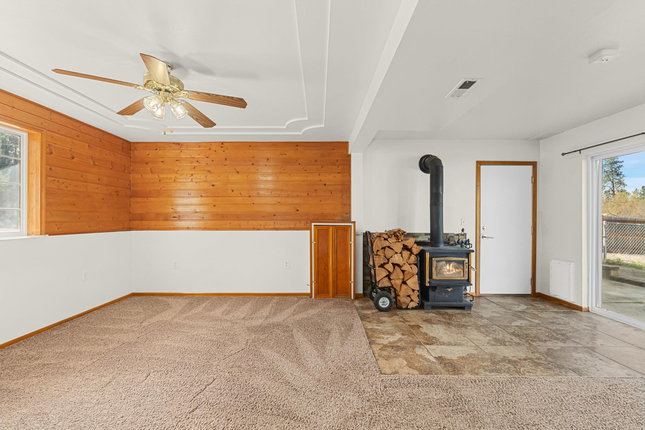 38121 N Frontage Rd - Photo 29