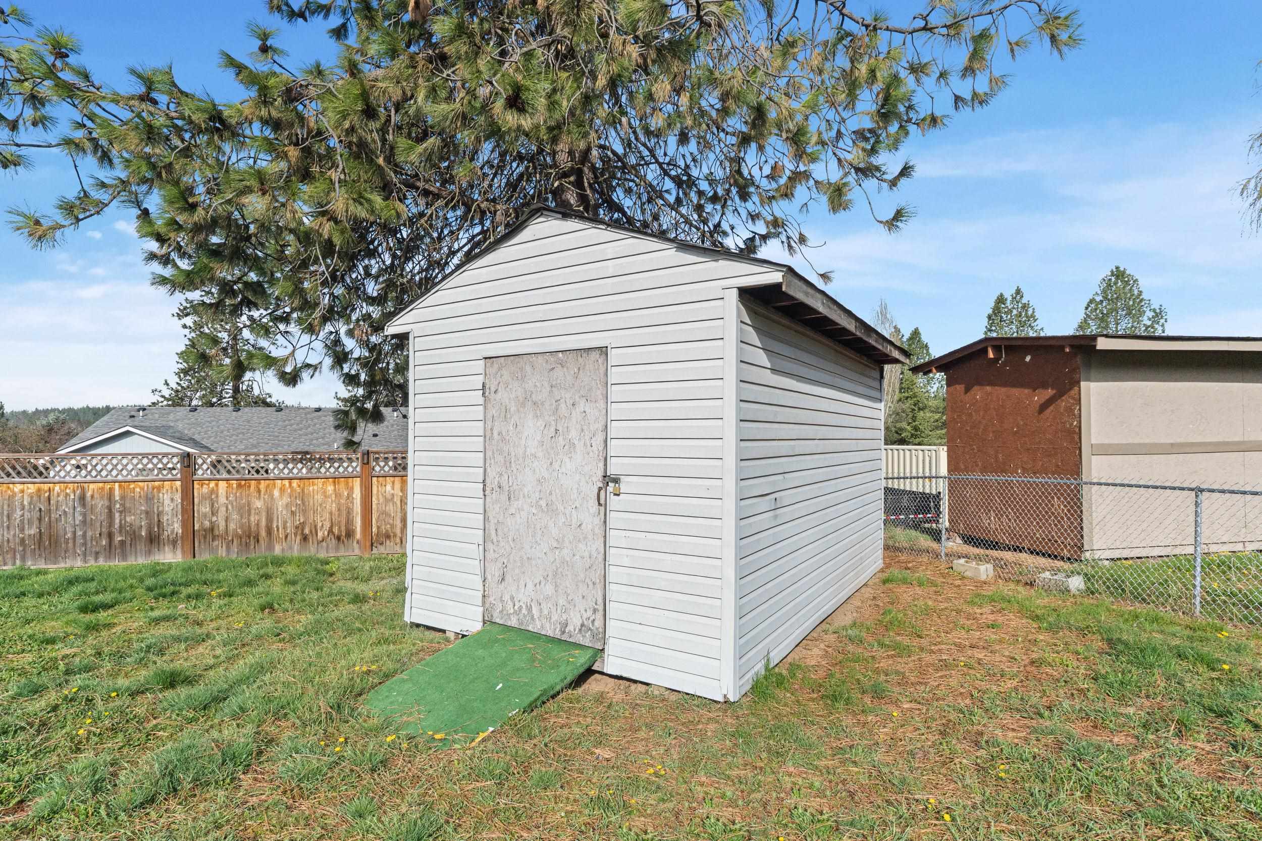 38121 N Frontage Rd - Photo 33
