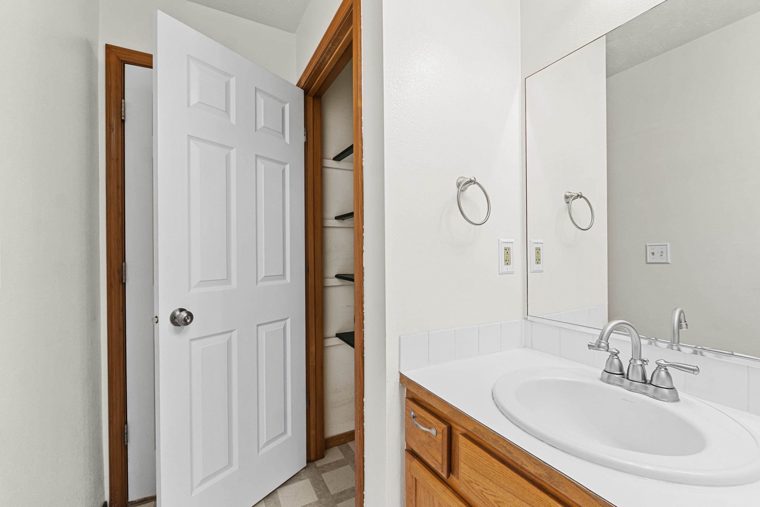 38121 N Frontage Rd - Photo 39