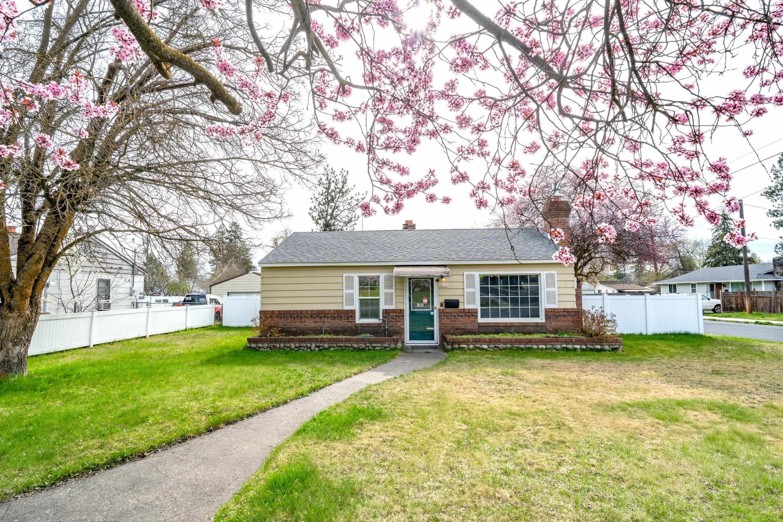 5019 N Driscoll Blvd - Photo 1