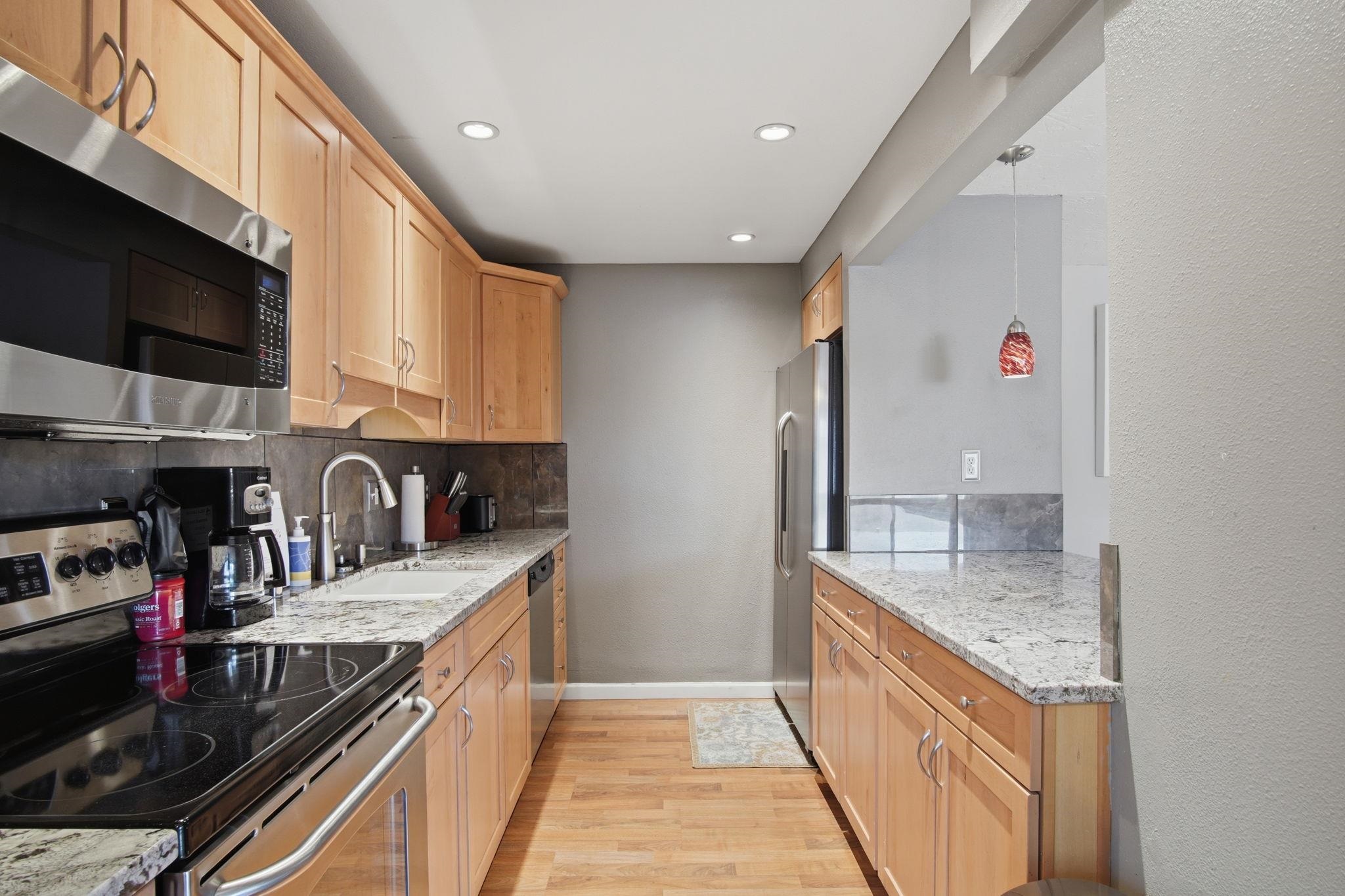 1823 W Northridge Court - Photo 11