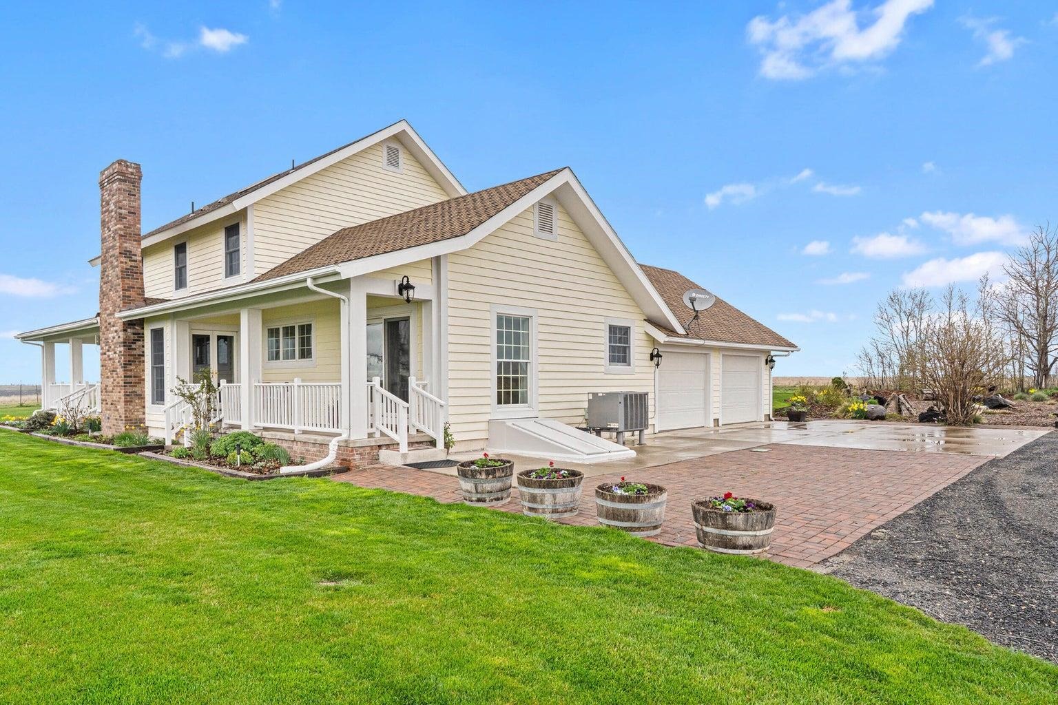 34462 E Cottonwood Creek Rd - Photo 3