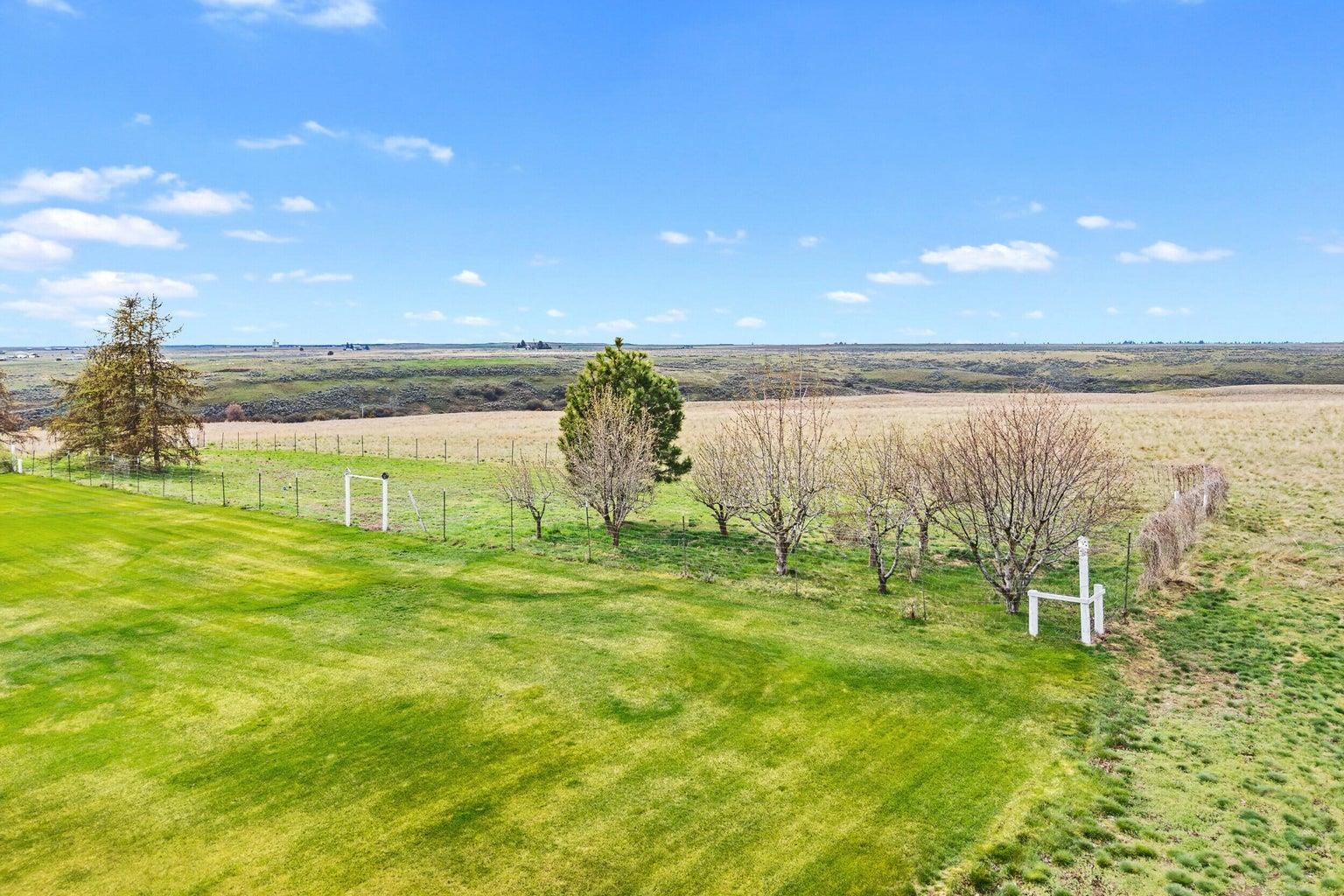 34462 E Cottonwood Creek Rd - Photo 32